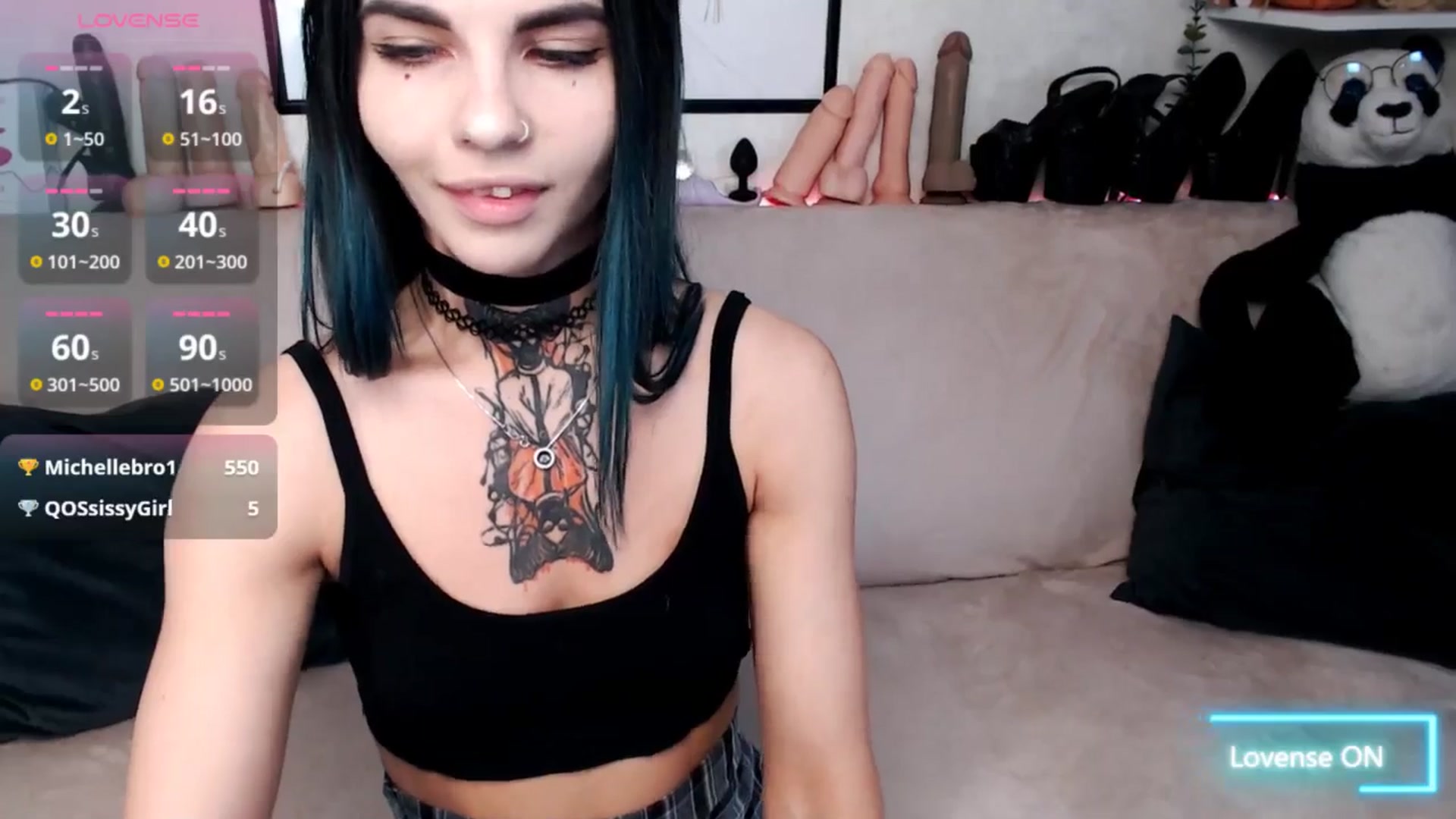 Gallery image thumbnail from Loren_Ray's myfreecams stream on, 05/16/2025, 10:33 image 14 of 20