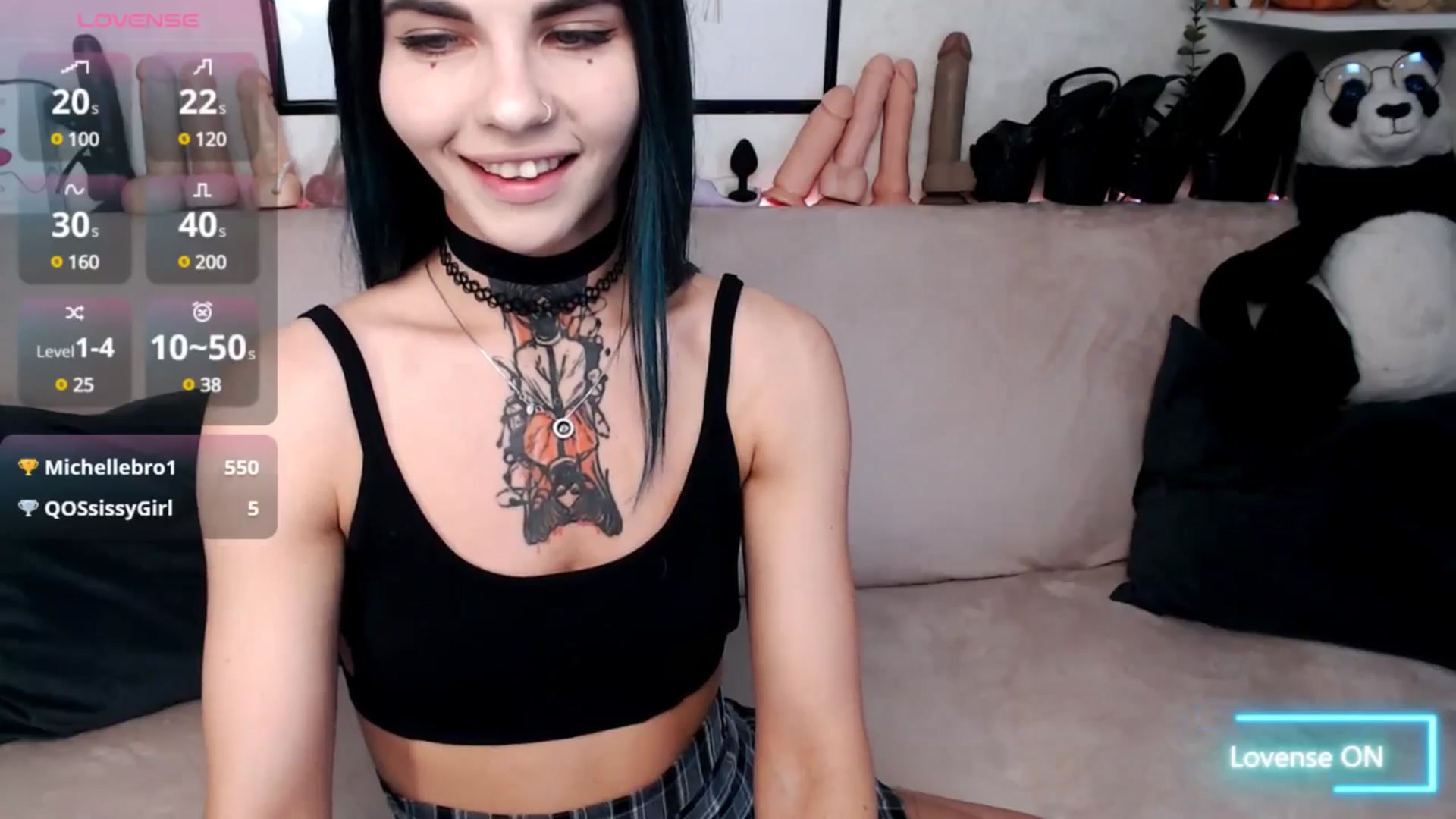 Gallery image thumbnail from Loren_Ray's myfreecams stream on, 05/16/2025, 10:33 image 10 of 20