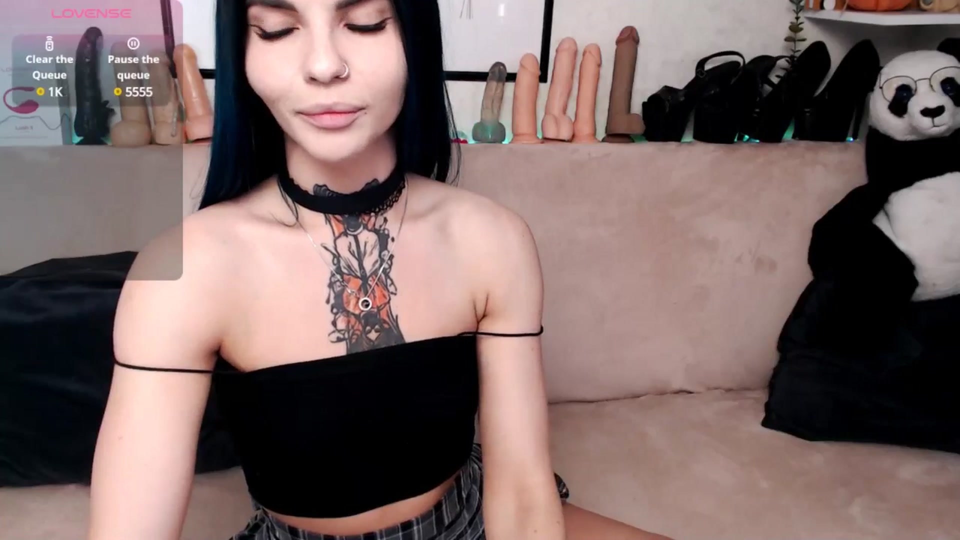 Gallery image thumbnail from Loren_Ray's myfreecams stream on, 05/20/2025, 13:43 image 3 of 20