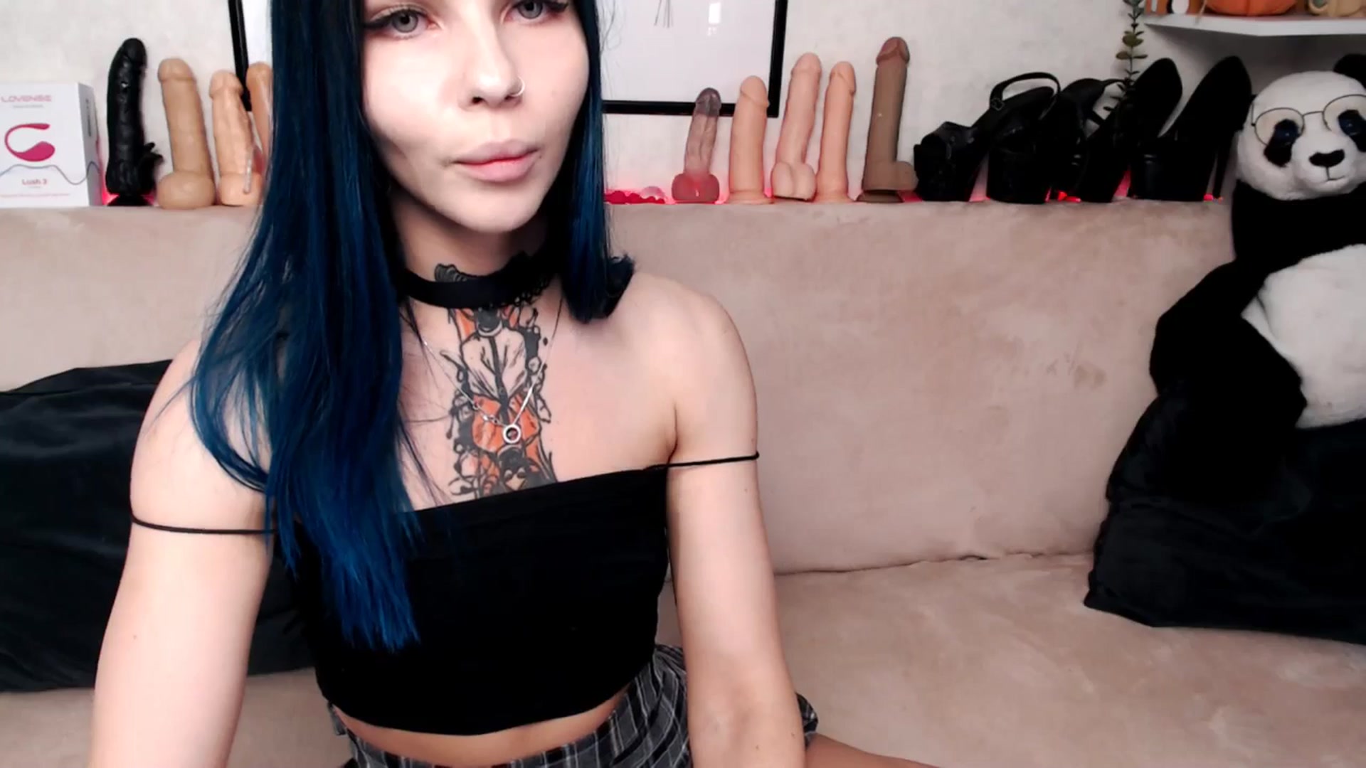 Gallery image thumbnail from Loren_Ray's myfreecams stream on, 05/20/2025, 13:43 image 8 of 20