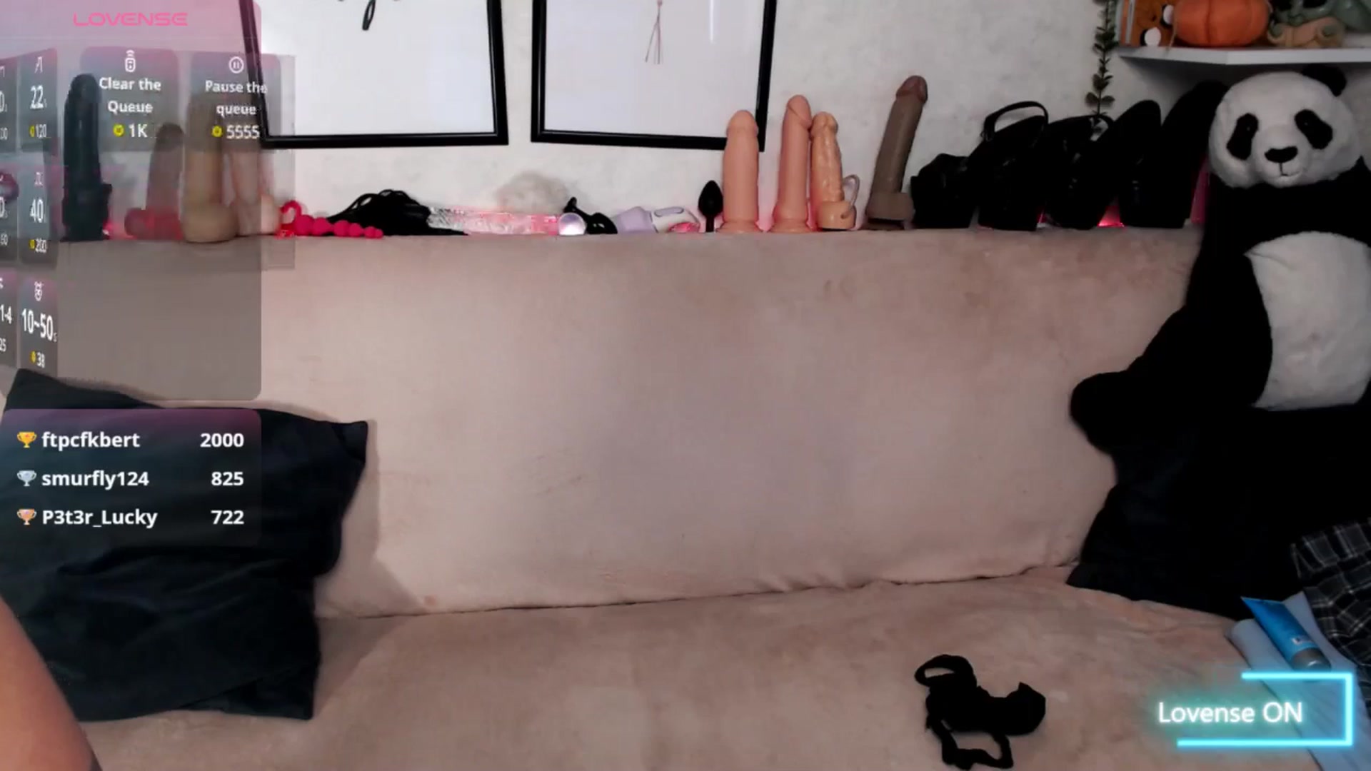 Gallery image thumbnail from Loren_Ray's myfreecams stream on, 07/14/2025, 11:25 image 13 of 20