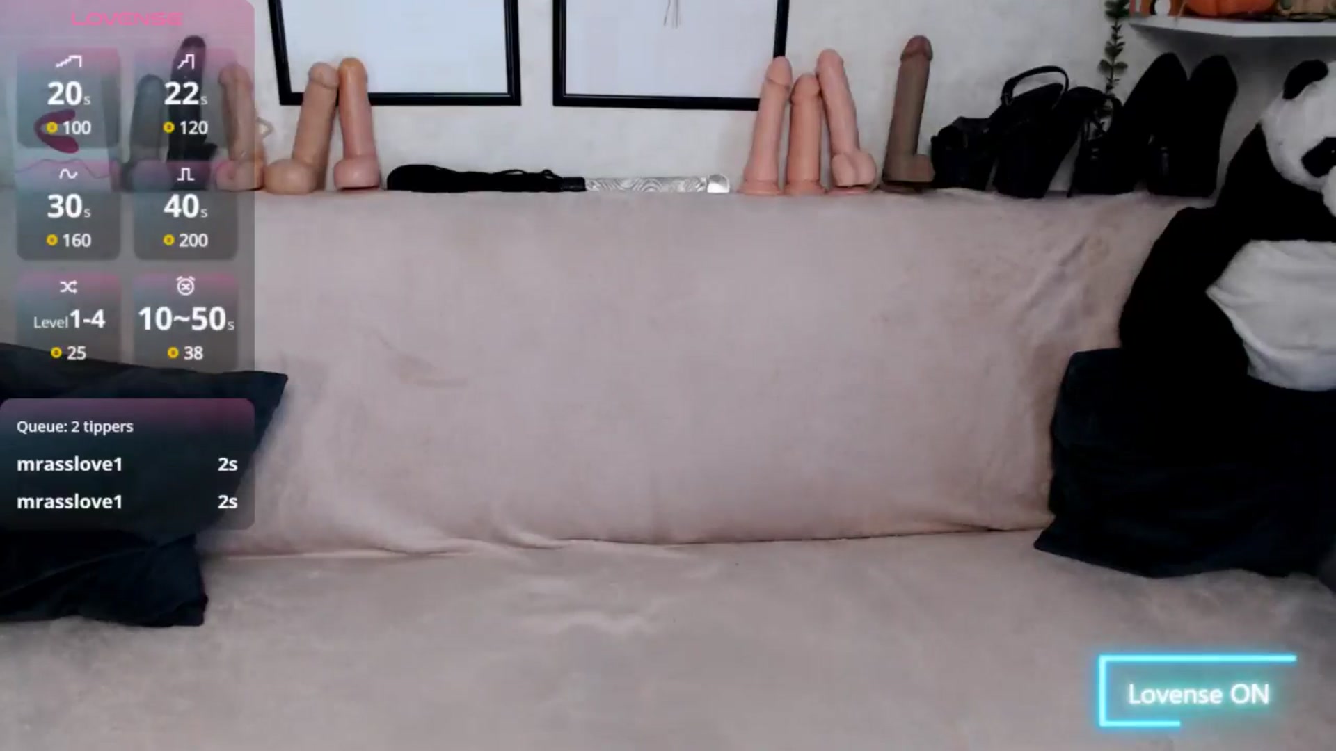 Gallery image thumbnail from Loren_Ray's myfreecams stream on, 07/26/2025, 10:39 image 4 of 20