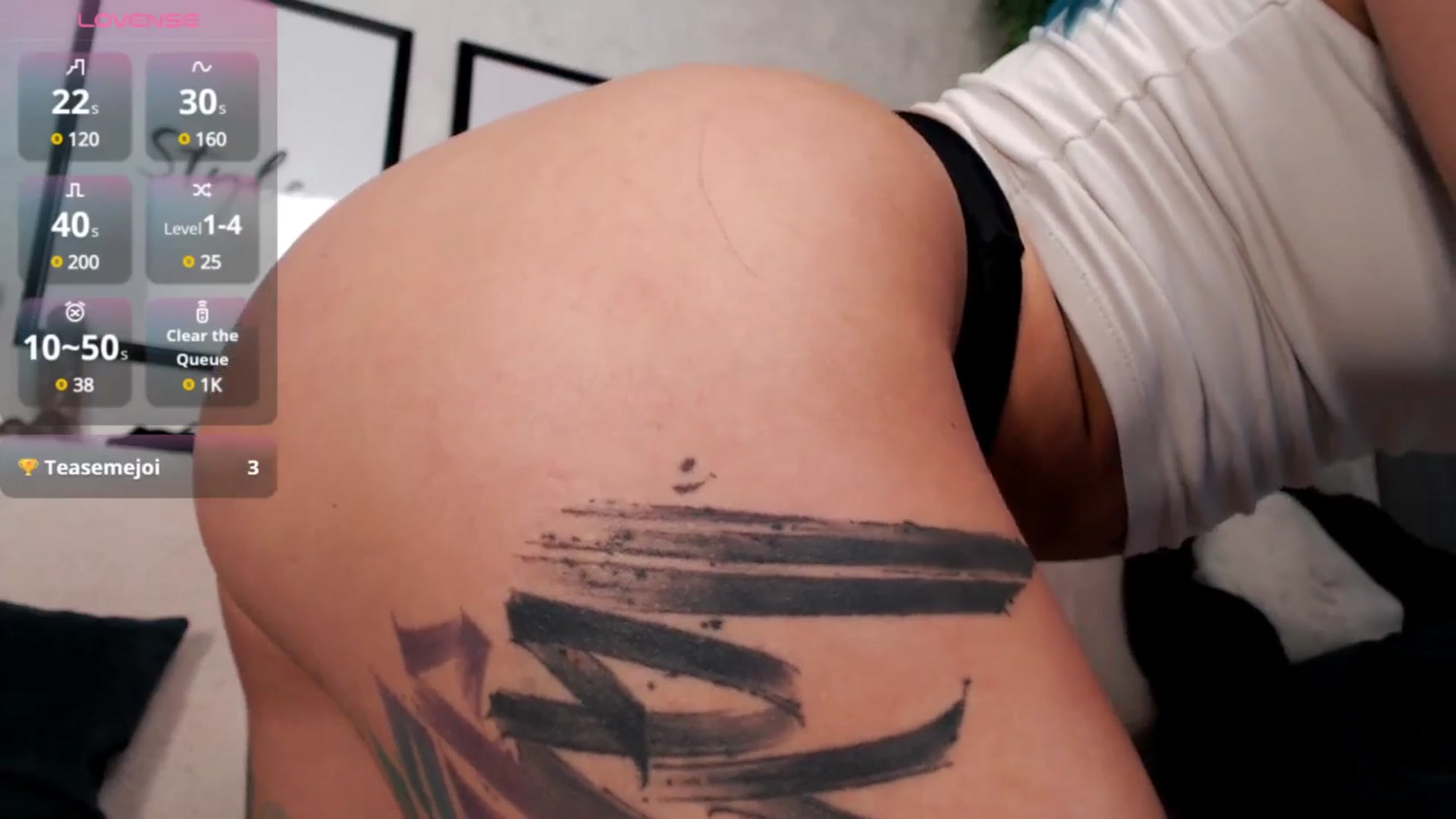 Gallery image thumbnail from Loren_Ray's myfreecams stream on, 08/08/2025, 14:04 image 6 of 20