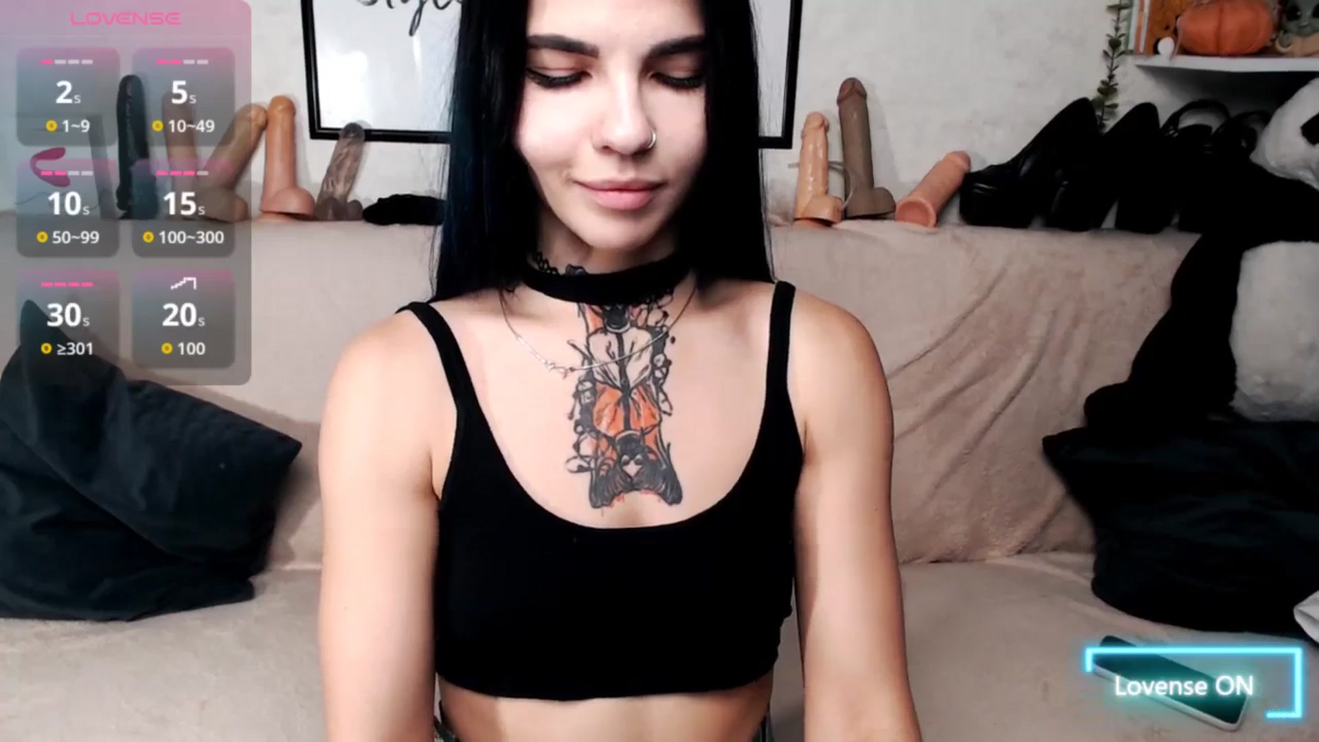 Gallery image thumbnail from Loren_Ray's myfreecams stream on, 08/25/2025, 01:34 image 13 of 20