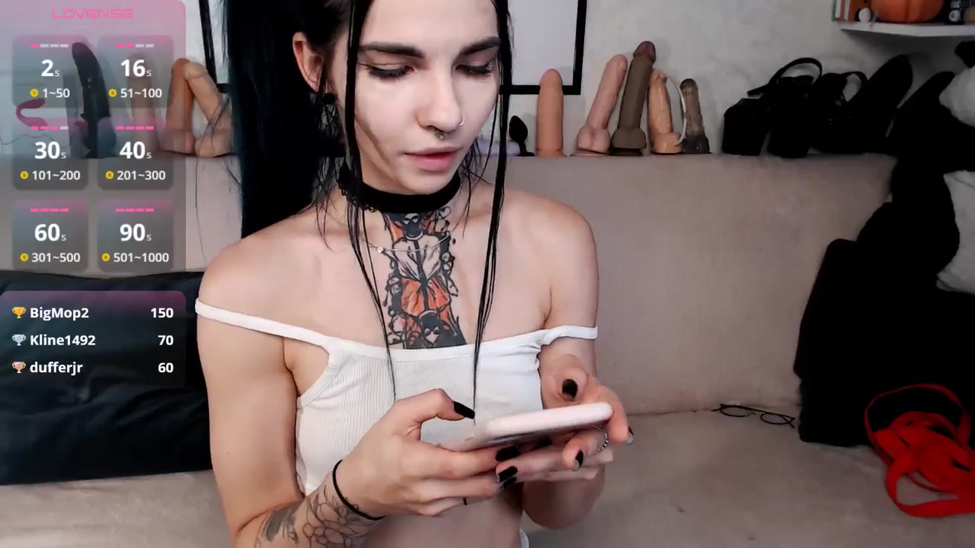 Gallery image thumbnail from Loren_Ray's myfreecams stream on, 10/14/2025, 07:41 image 18 of 20