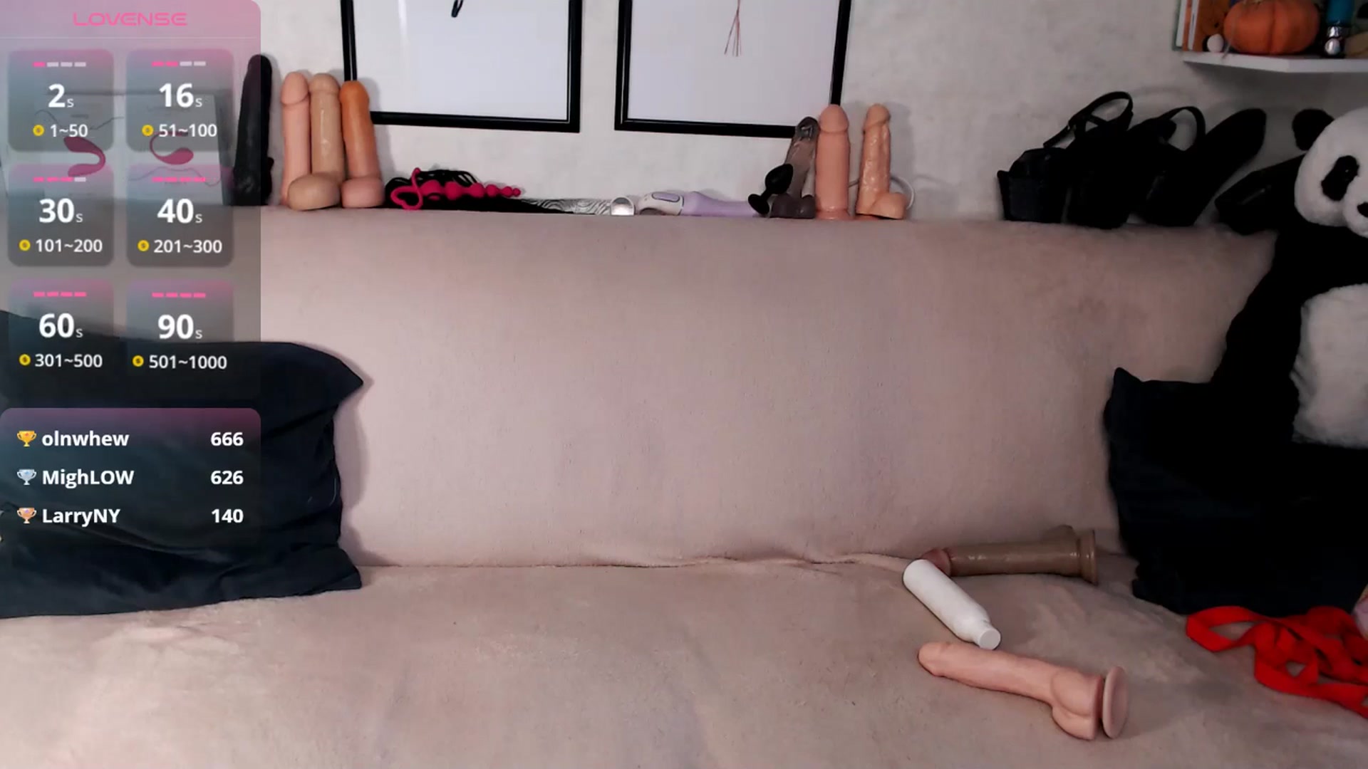 Gallery image thumbnail from Loren_Ray's myfreecams stream on, 10/17/2025, 07:56 image 6 of 20