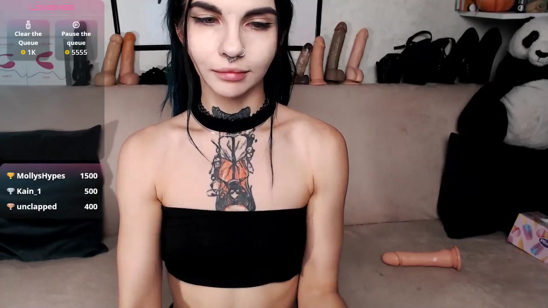 Gallery image thumbnail from Loren_Ray's myfreecams stream on, 10/18/2025, 19:07 image 5 of 20
