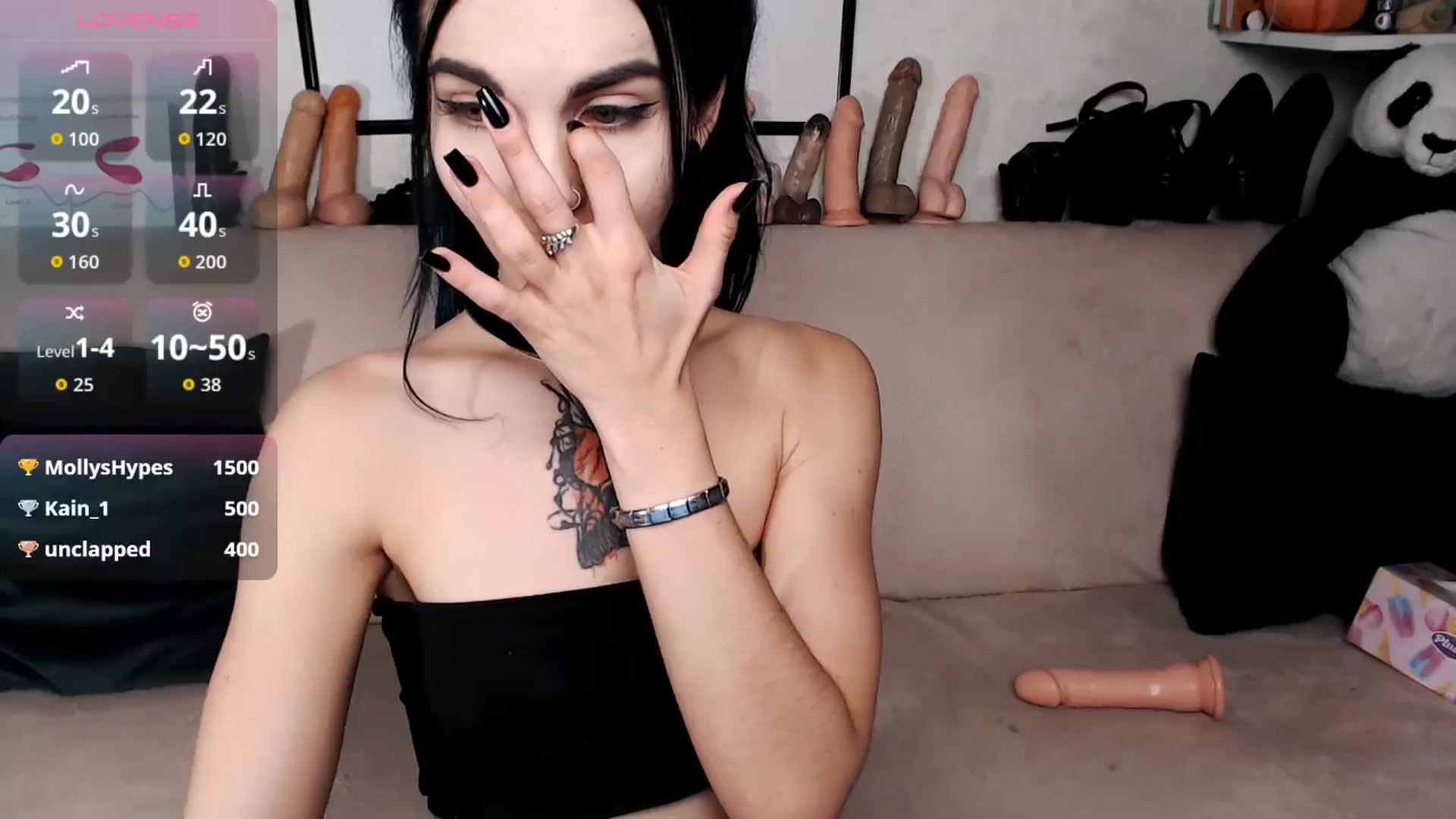Gallery image thumbnail from Loren_Ray's myfreecams stream on, 10/18/2025, 19:07 image 15 of 20