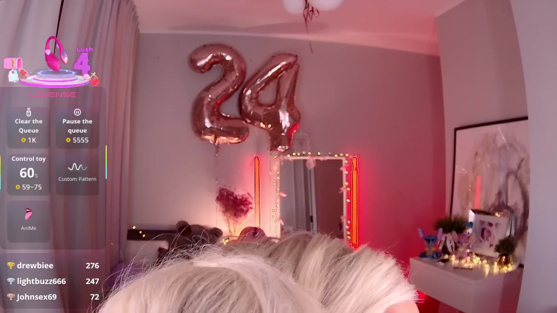 Gallery image thumbnail from Loren_Wood's myfreecams stream on, 12/15/2025, 20:31 image 12 of 20