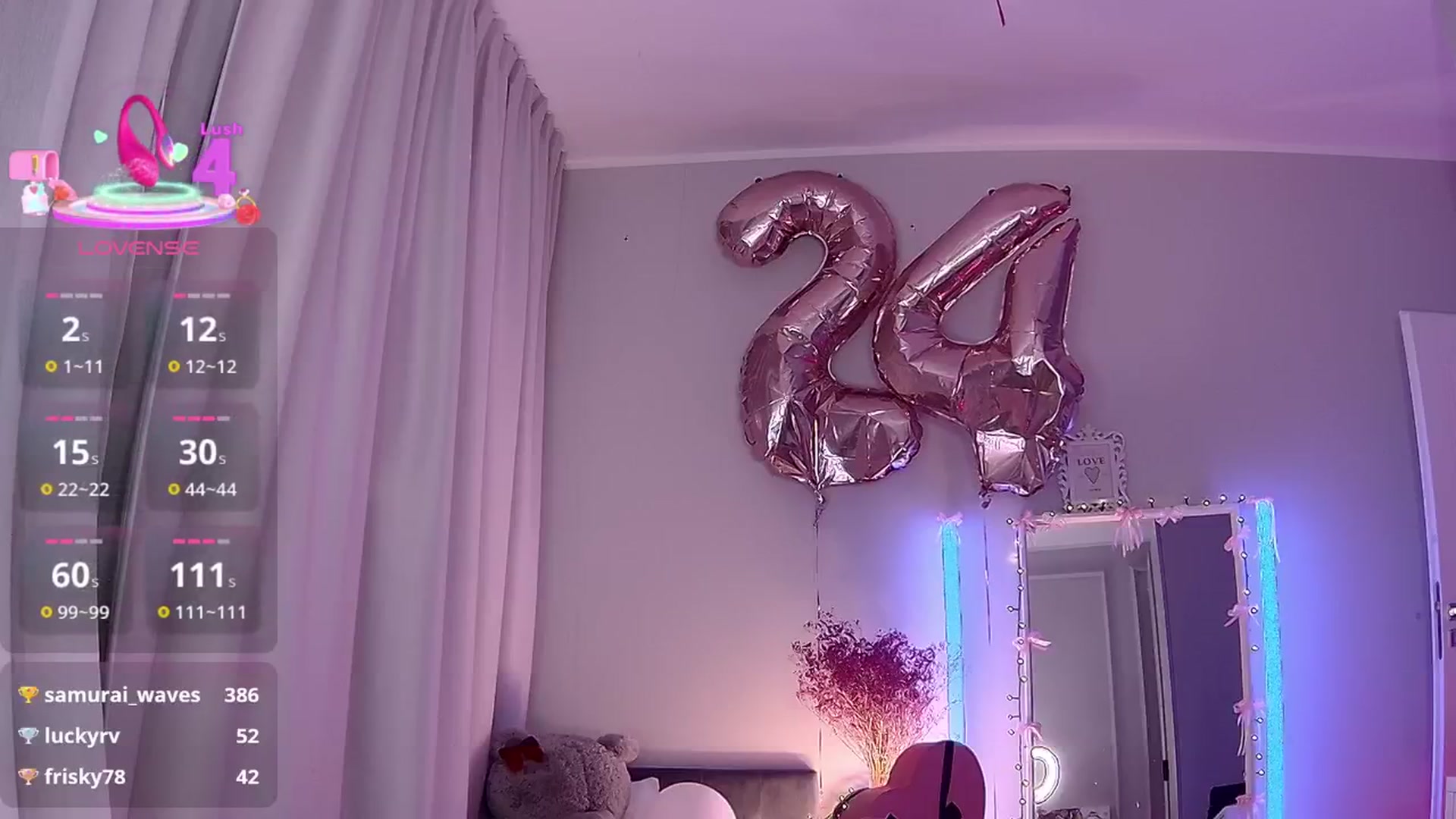 Gallery image thumbnail from Loren_Wood's myfreecams stream on, 12/24/2025, 19:55 image 4 of 20