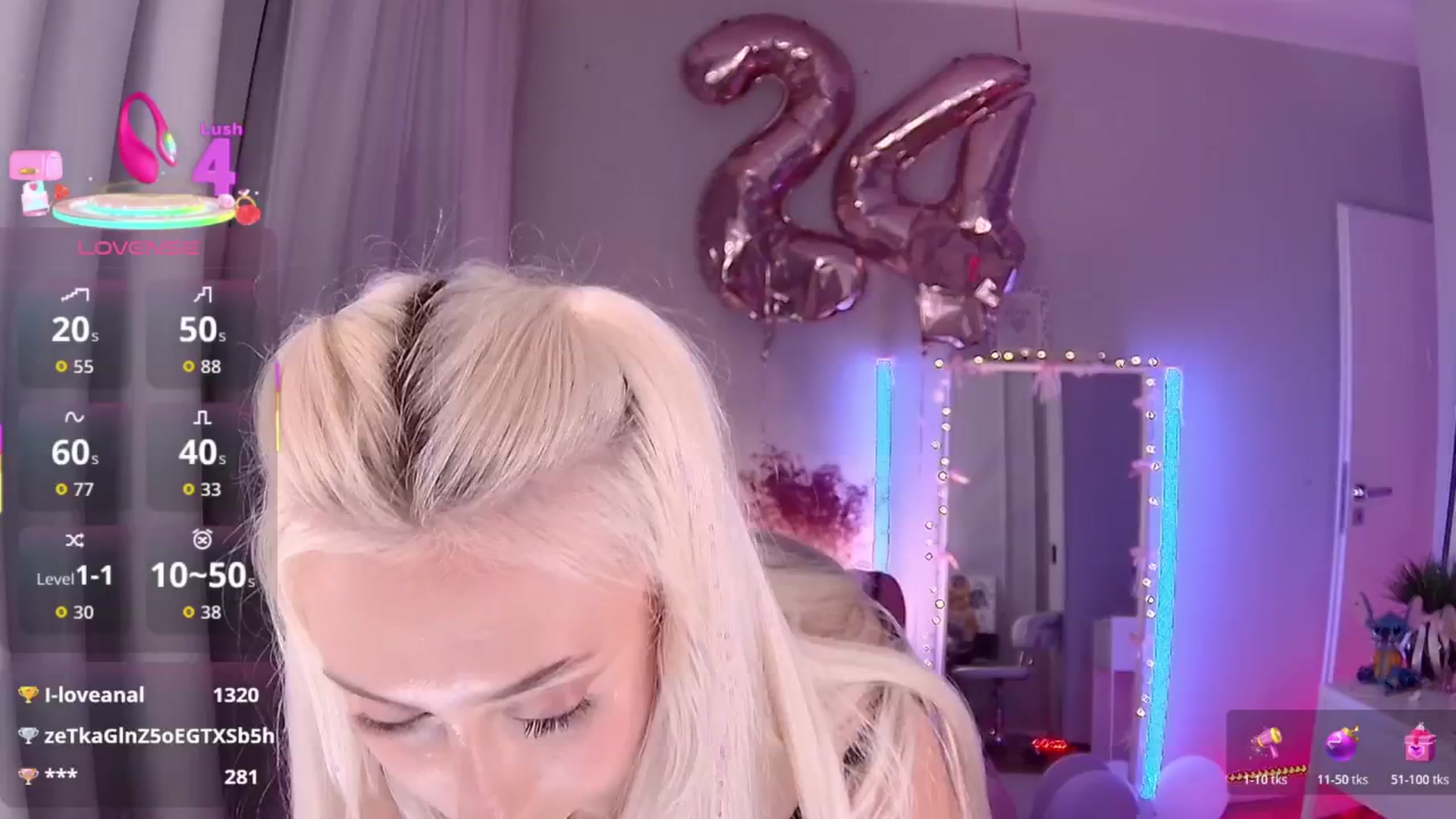 Gallery image thumbnail from Loren_Wood's myfreecams stream on, 12/25/2025, 19:41 image 12 of 20