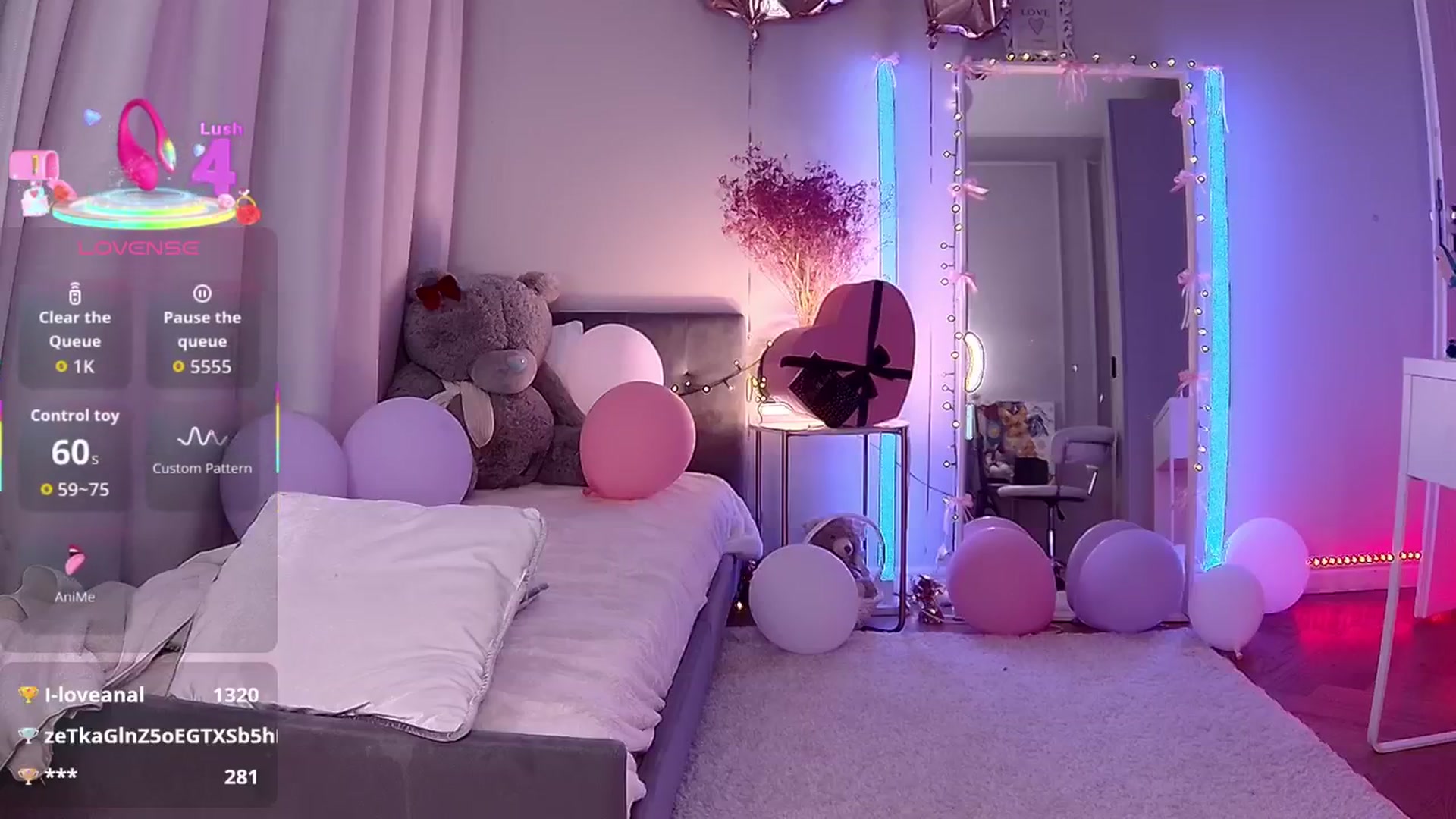 Gallery image thumbnail from Loren_Wood's myfreecams stream on, 12/25/2025, 21:26 image 9 of 20