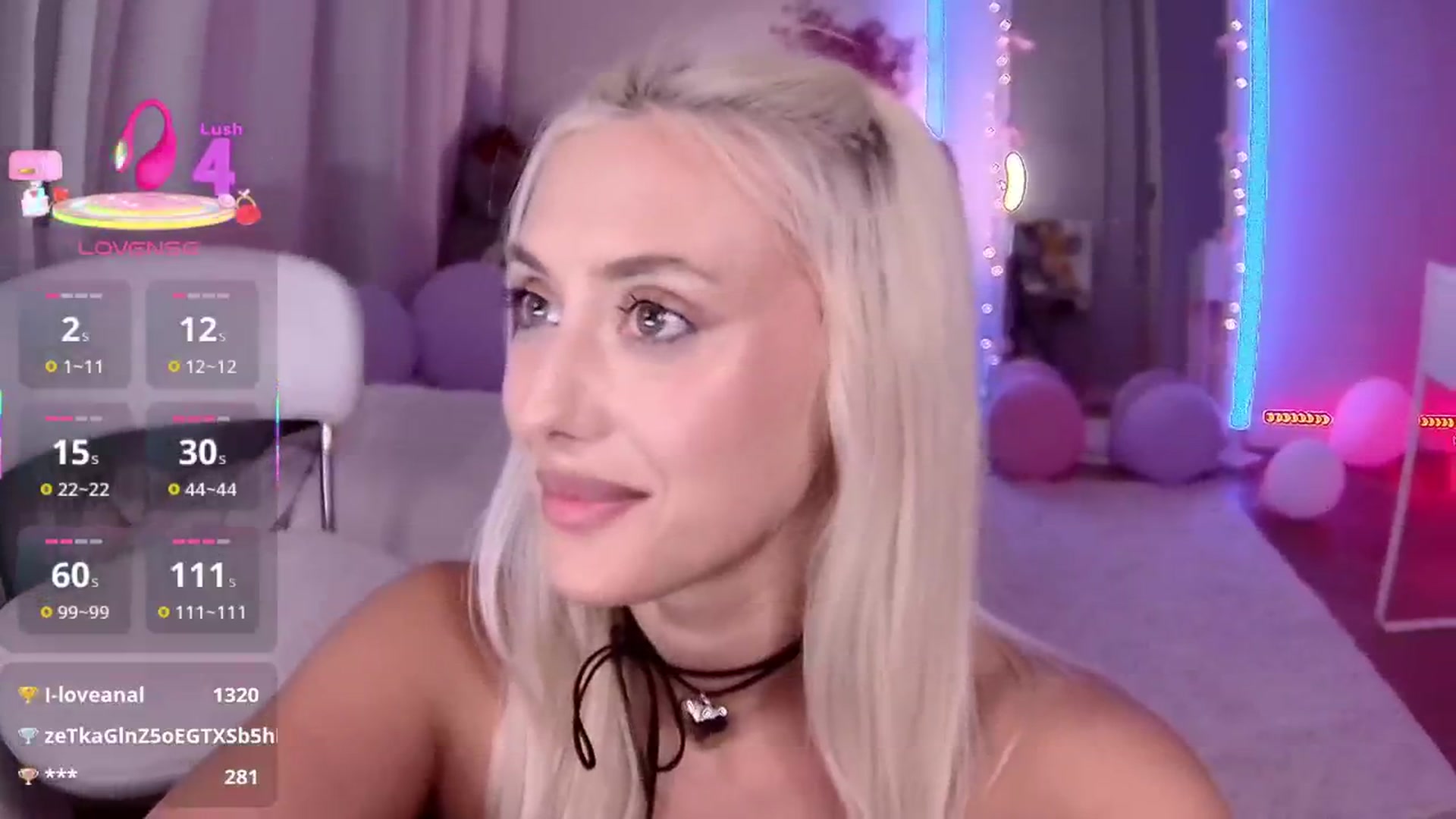 Gallery image thumbnail from Loren_Wood's myfreecams stream on, 12/25/2025, 21:26 image 13 of 20