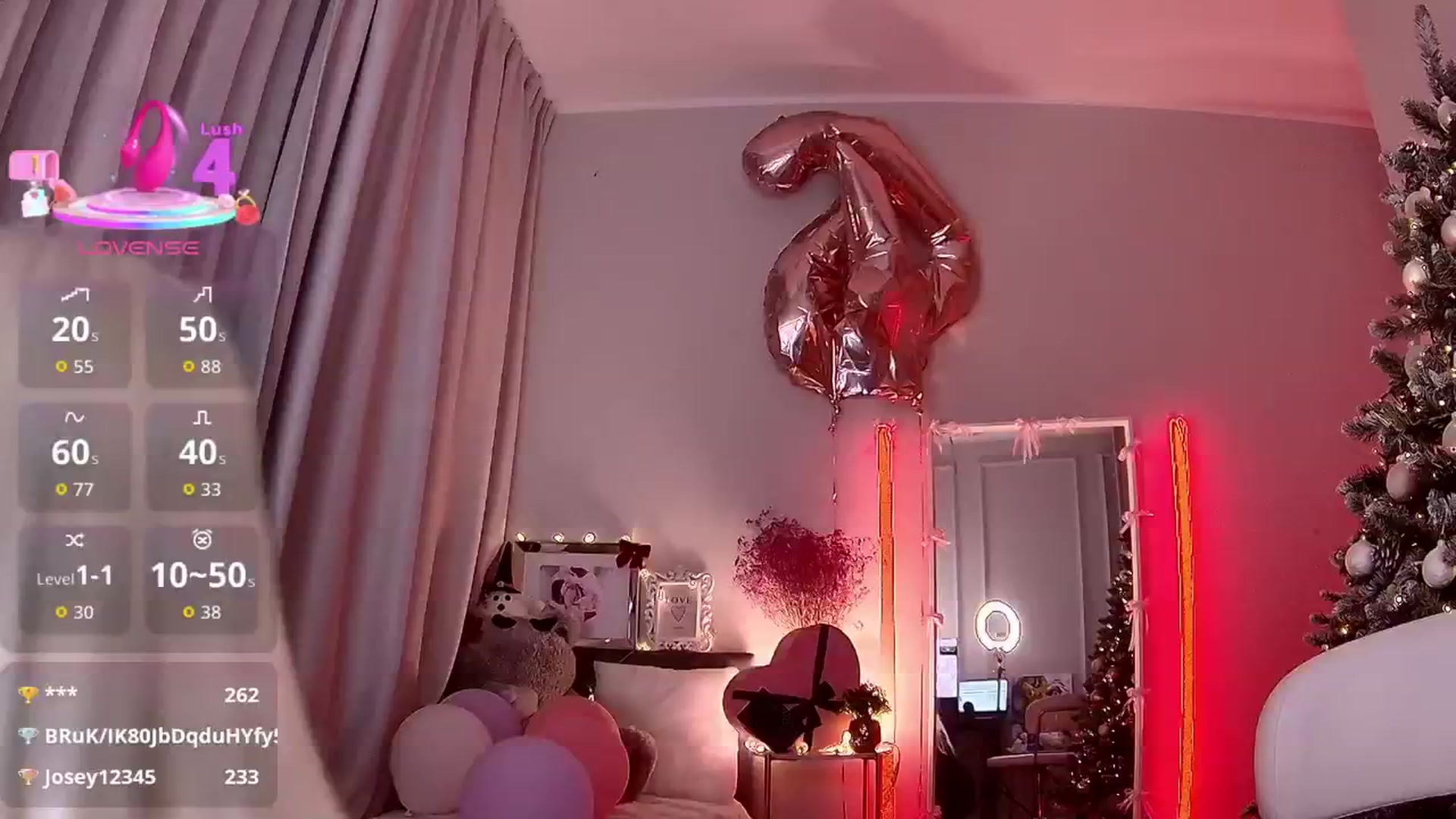 Gallery image thumbnail from Loren_Wood's myfreecams stream on, 12/31/2025, 19:44 image 10 of 20