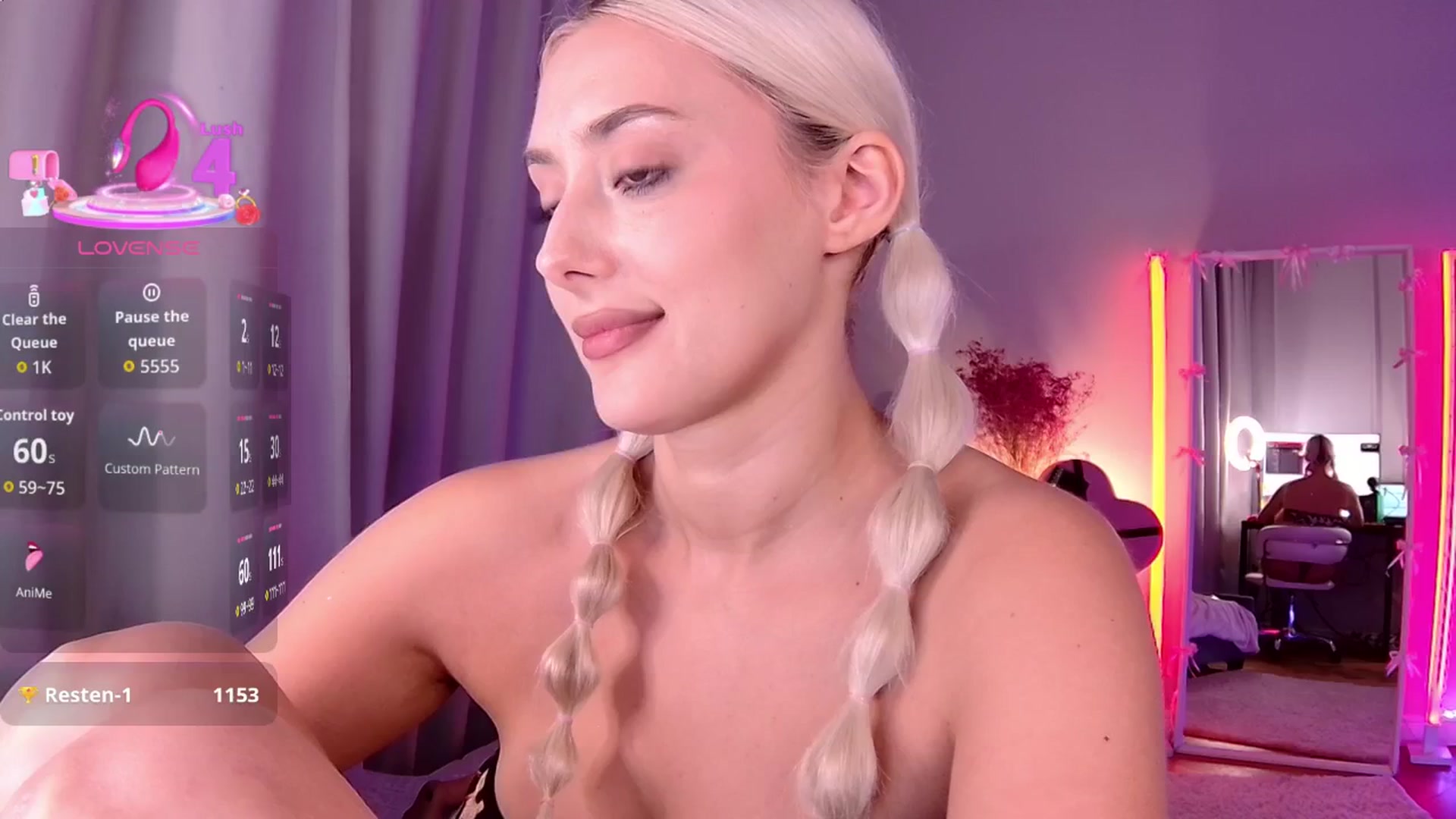 Gallery image thumbnail from Loren_Wood's myfreecams stream on, 04/07/2026, 17:38 image 4 of 20