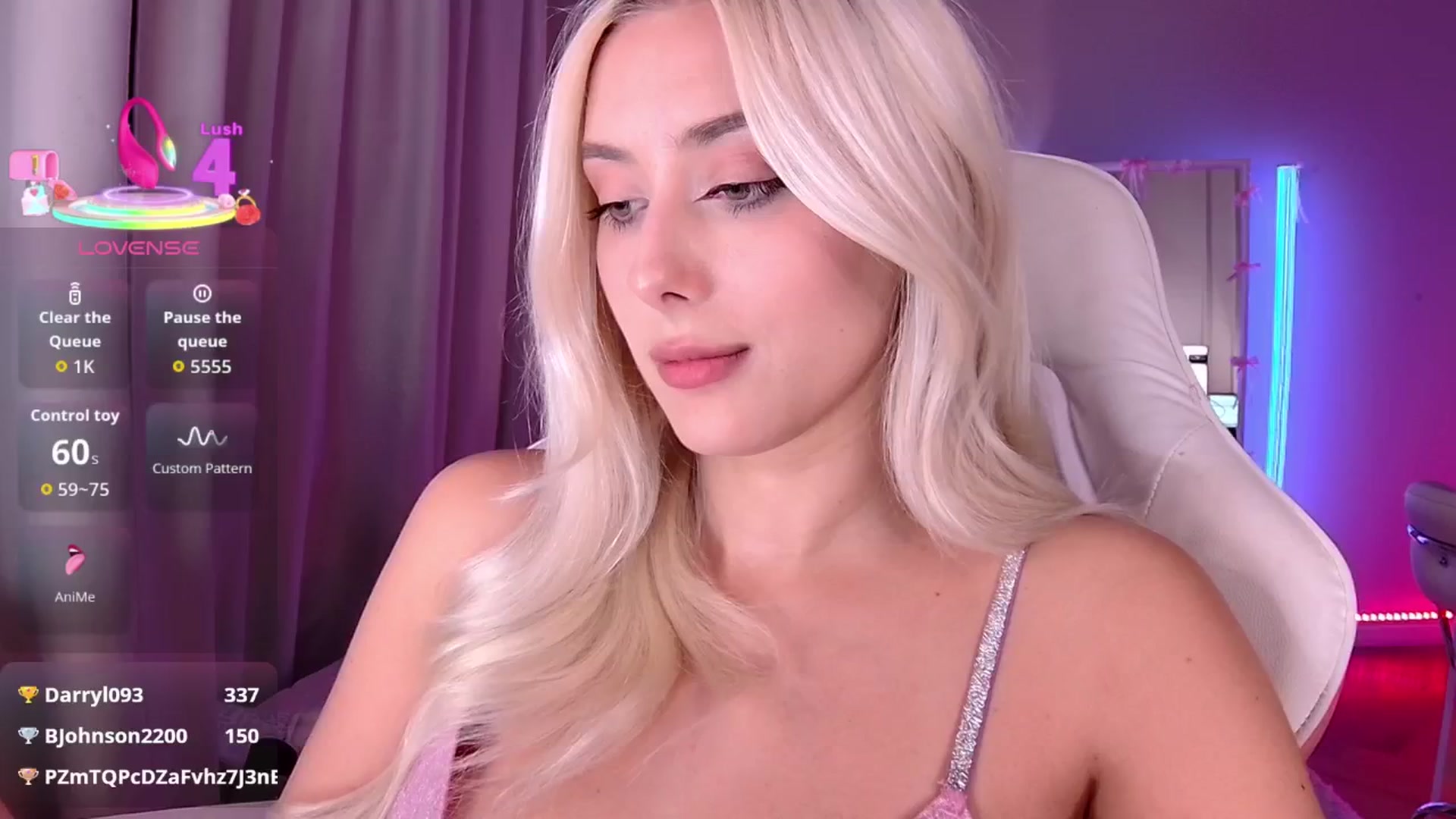 Gallery image thumbnail from Loren_Wood's myfreecams stream on, 04/08/2026, 19:21 image 2 of 20
