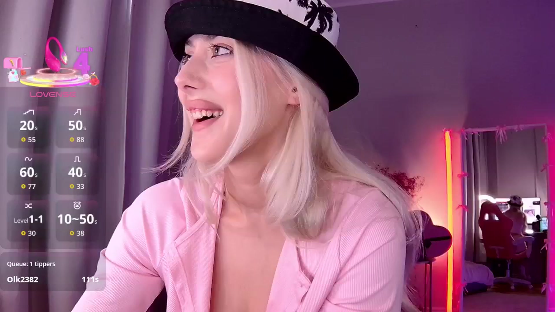 Gallery image thumbnail from Loren_Wood's myfreecams stream on, 04/18/2026, 15:58 image 16 of 20