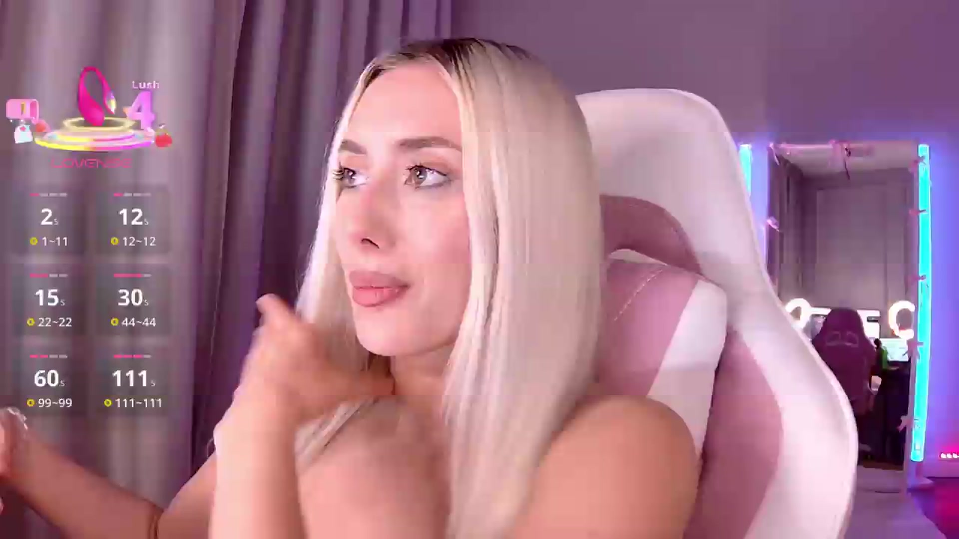 Gallery image thumbnail from Loren_Wood's myfreecams stream on, 05/21/2026, 18:08 image 12 of 20