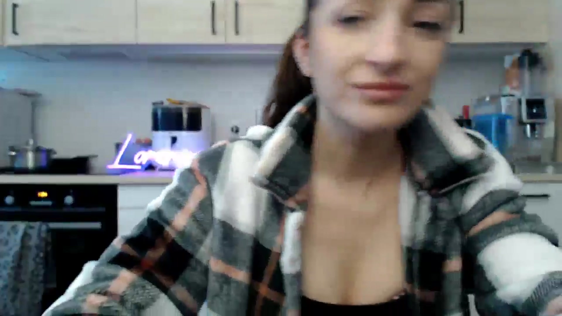 Gallery image thumbnail from LorenneGold's myfreecams stream on, 11/08/2025, 09:59 image 7 of 20