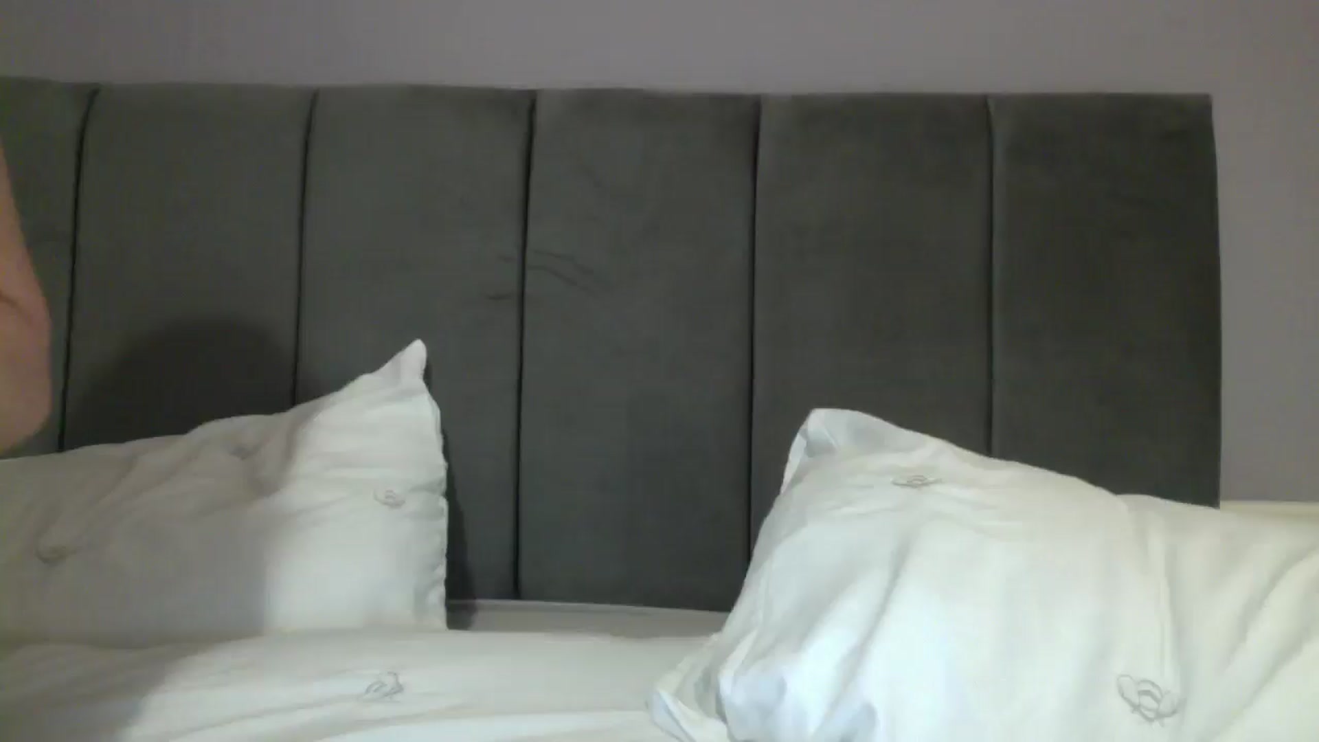 Gallery image thumbnail from Lorenzo933's myfreecams stream on, 12/17/2025, 21:09 image 8 of 20