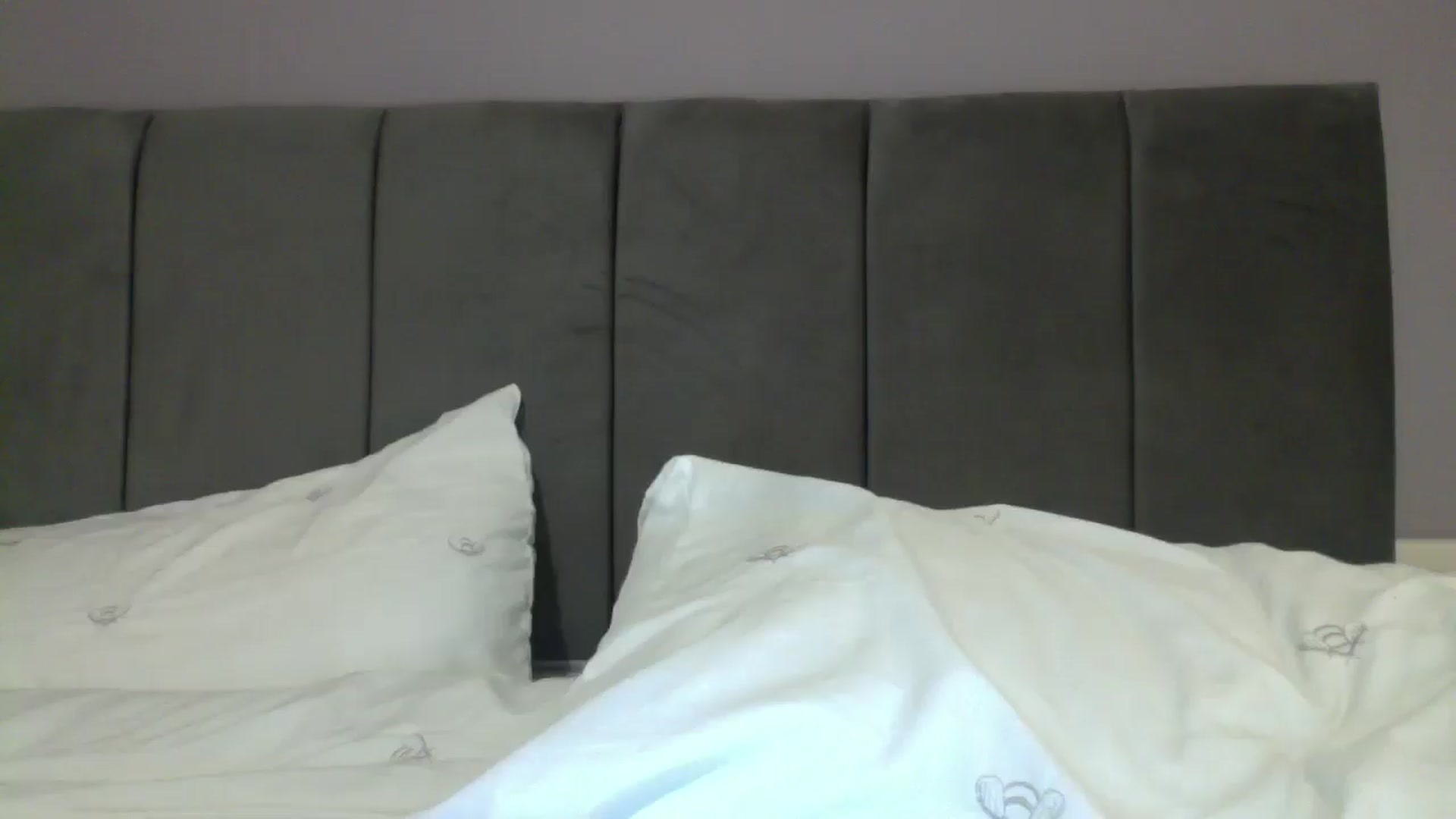 Gallery image thumbnail from Lorenzo933's myfreecams stream on, 12/17/2025, 21:09 image 12 of 20
