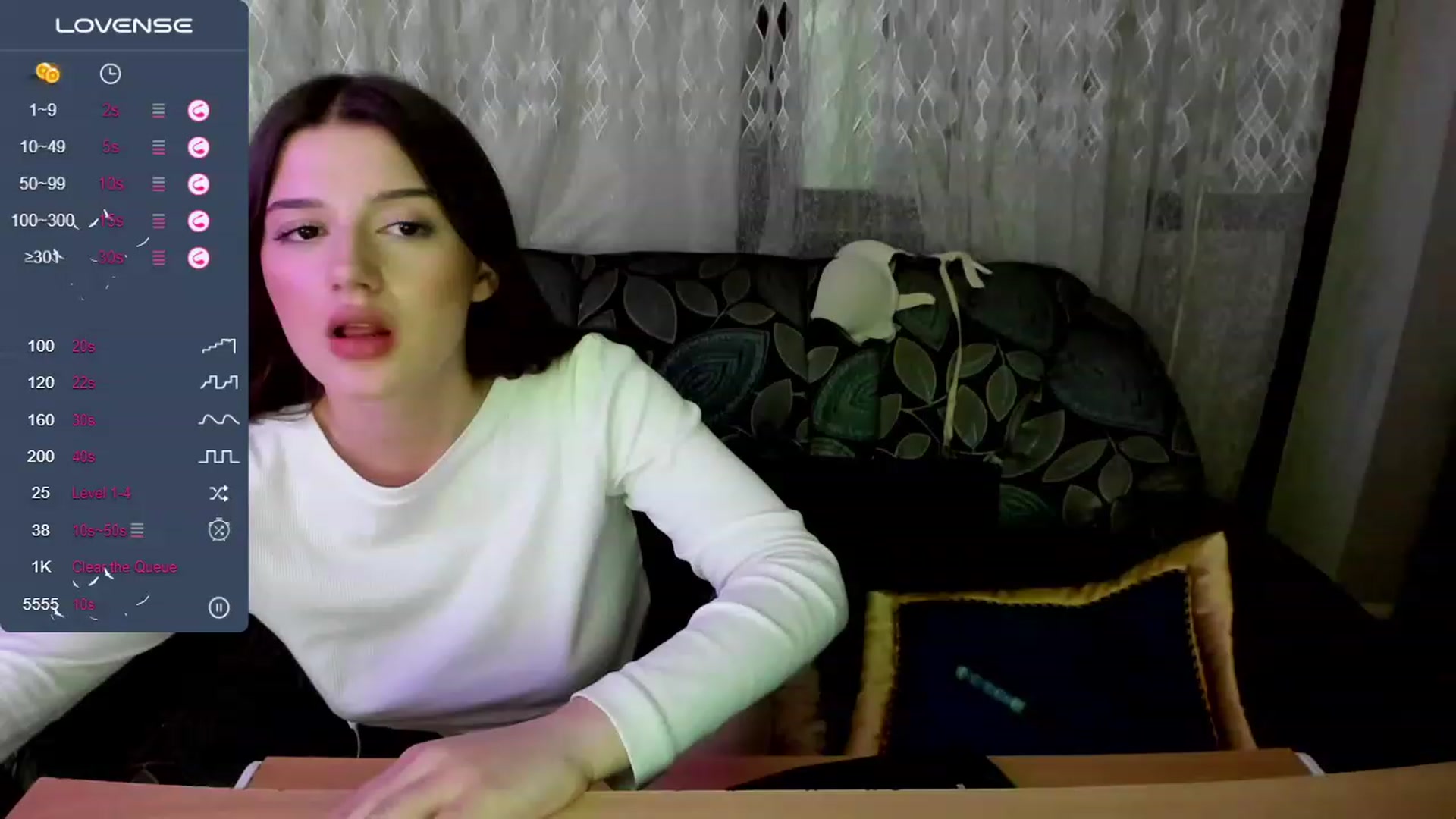 Gallery image thumbnail from LorettaMason's myfreecams stream on, 09/18/2023, 18:17 image 1 of 20