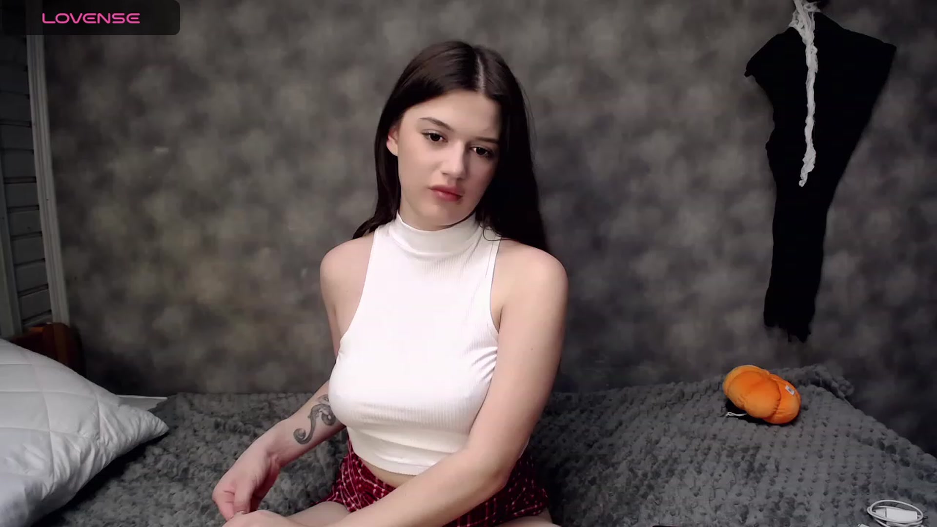 Gallery image thumbnail from LorettaMiller's myfreecams stream on, 10/28/2023, 11:01 image 6 of 20