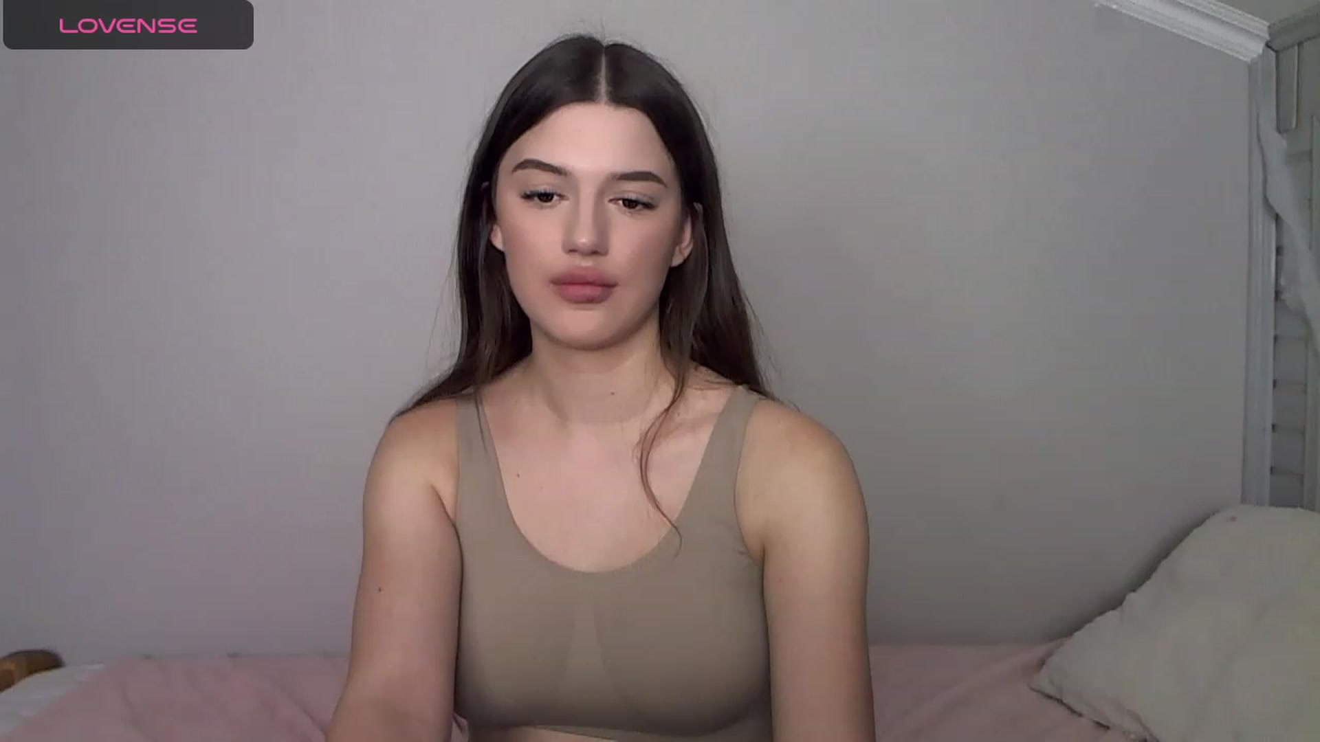 Gallery image thumbnail from LorettaMiller's myfreecams stream on, 11/06/2023, 17:02 image 4 of 20