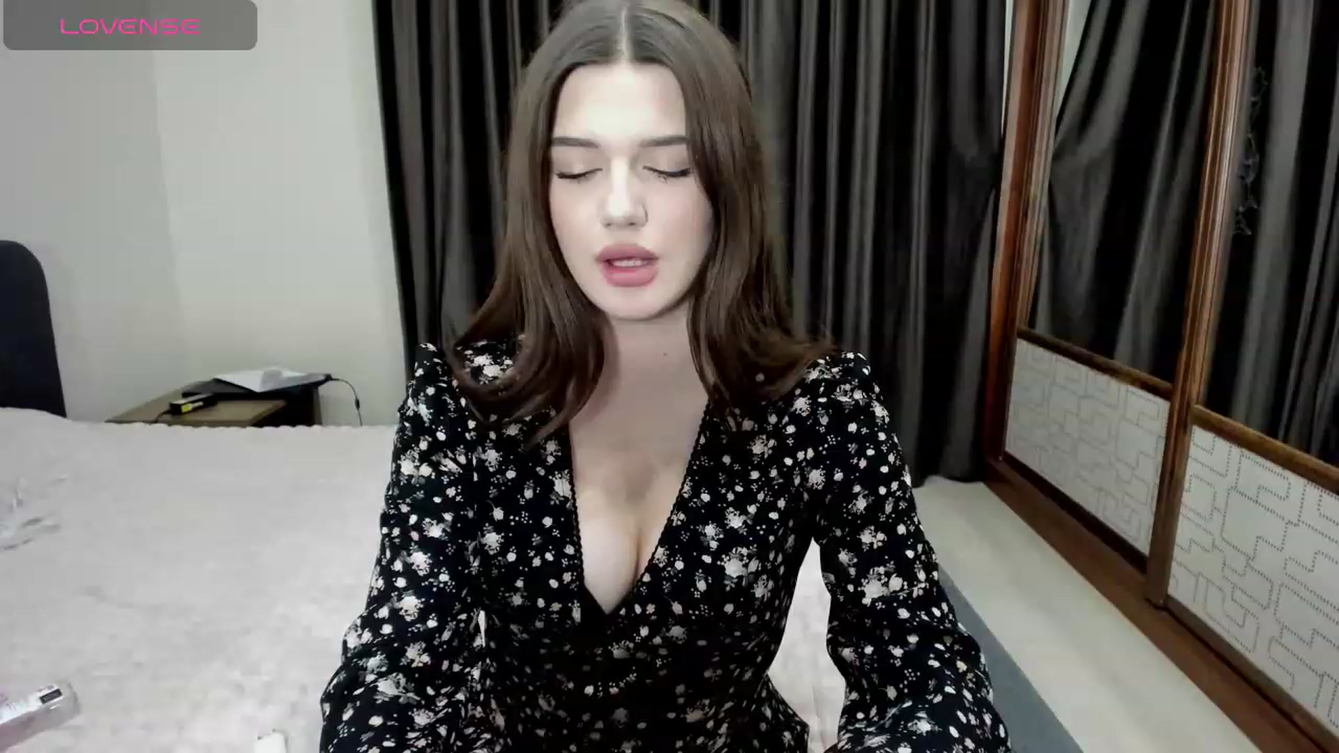 Gallery image thumbnail from LorettaMiller's myfreecams stream on, 11/19/2023, 15:55 image 9 of 20