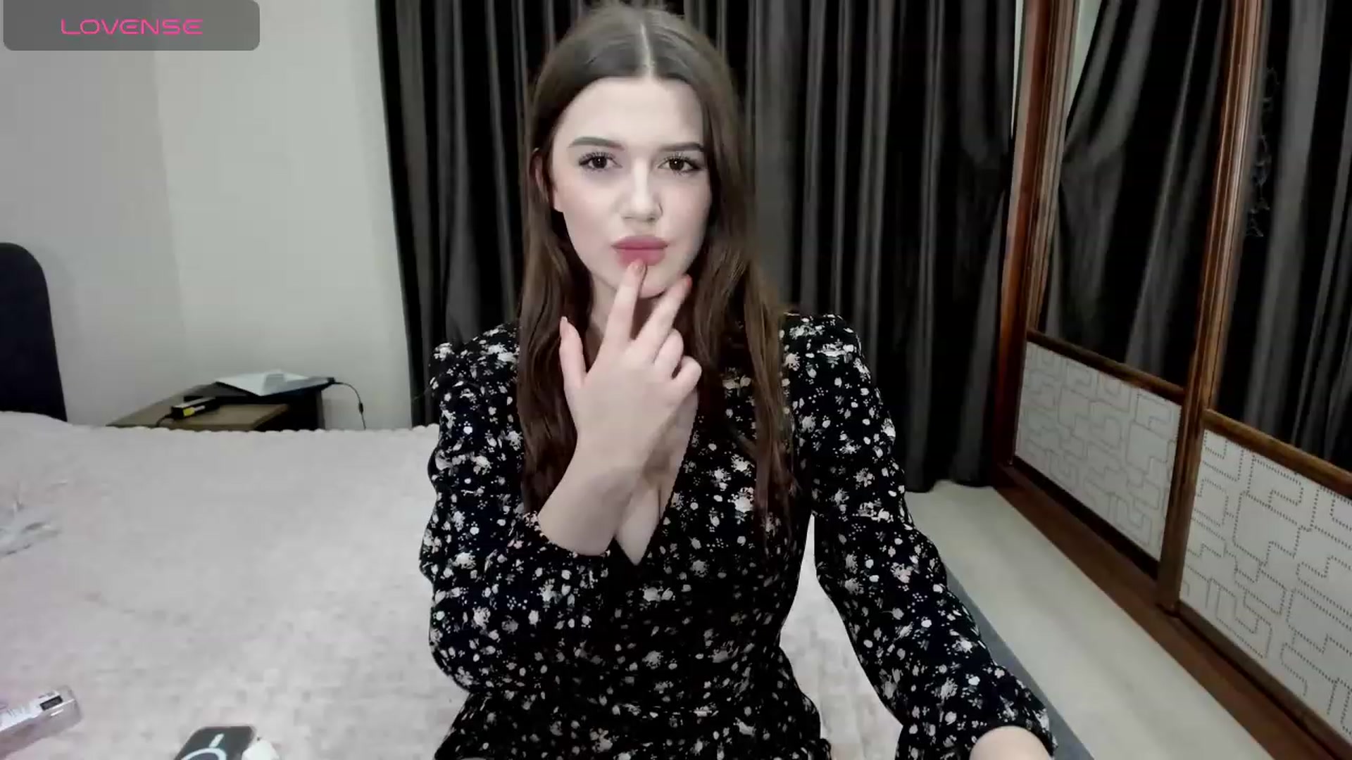 Gallery image thumbnail from LorettaMiller's myfreecams stream on, 11/19/2023, 15:55 image 7 of 20