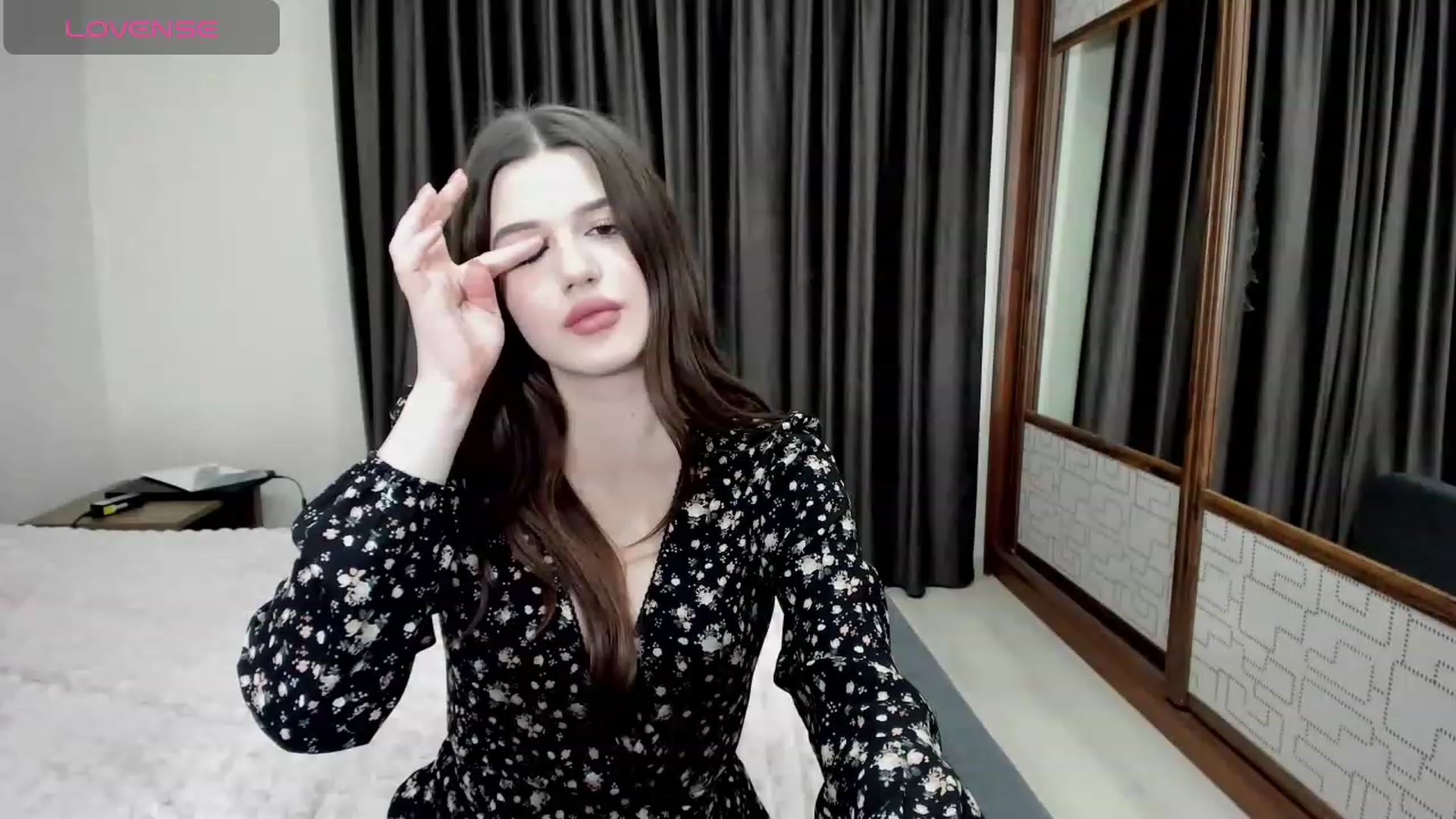 Gallery image thumbnail from LorettaMiller's myfreecams stream on, 11/19/2023, 18:34 image 10 of 20