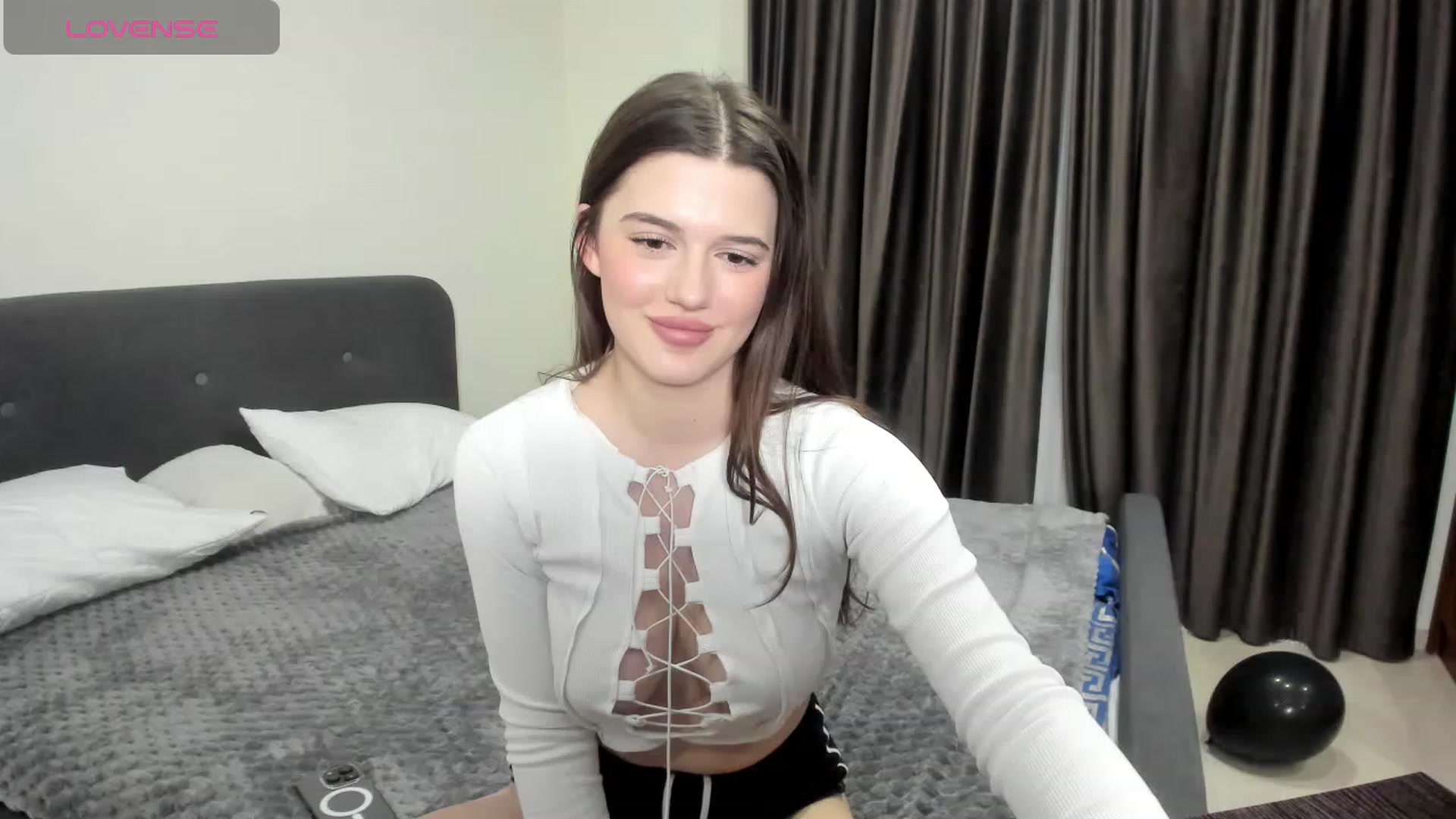 Gallery image thumbnail from LorettaMiller's myfreecams stream on, 12/03/2023, 17:50 image 8 of 20