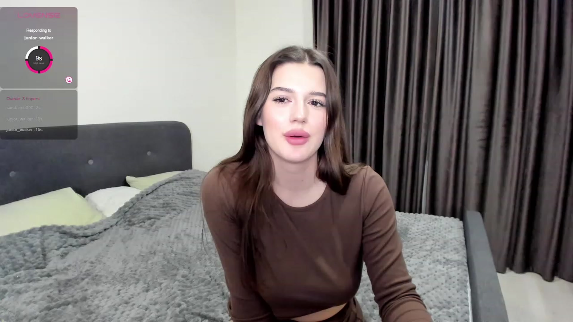 Gallery image thumbnail from LorettaMiller's myfreecams stream on, 12/11/2023, 17:08 image 6 of 20