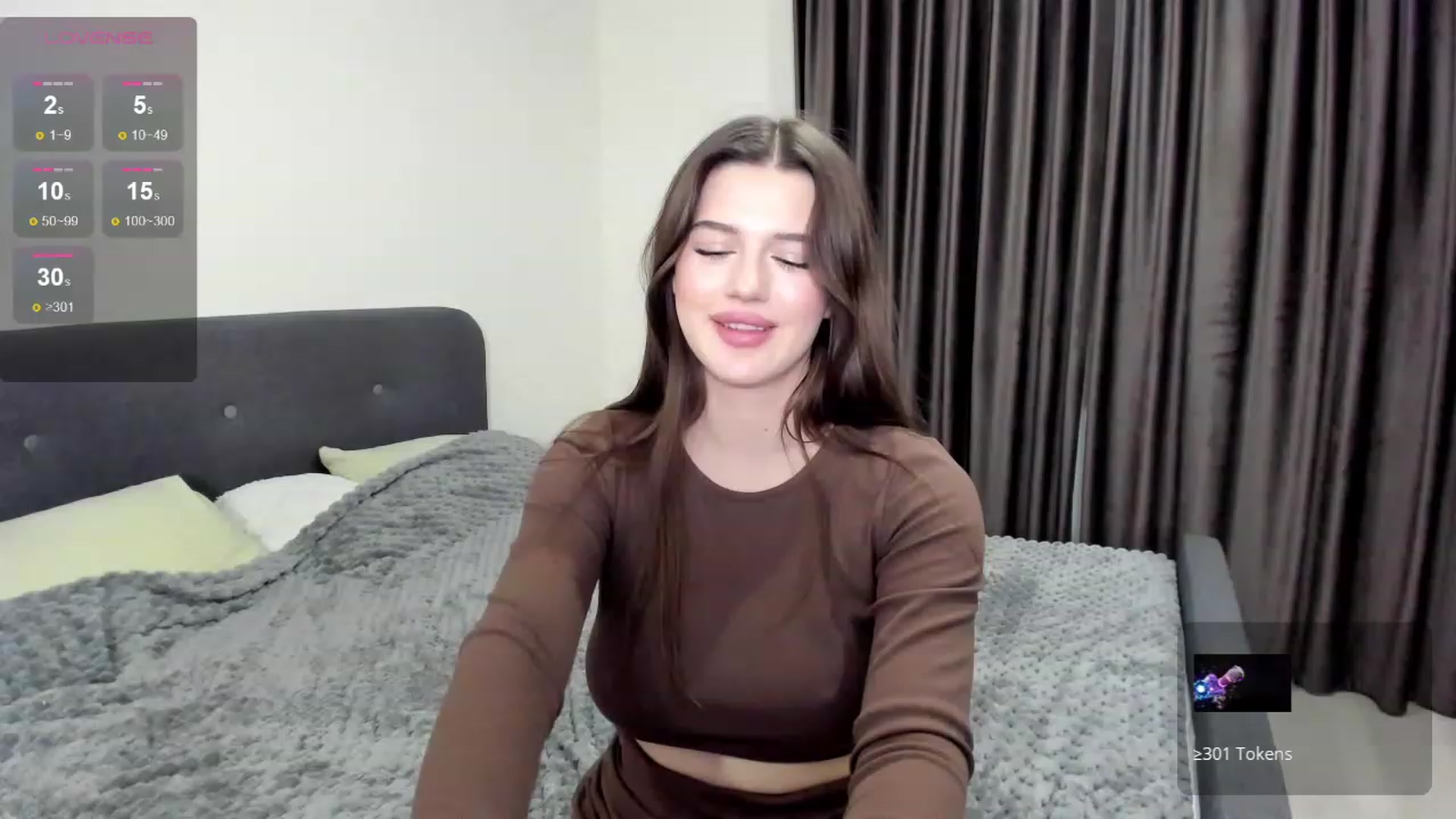 Gallery image thumbnail from LorettaMiller's myfreecams stream on, 12/11/2023, 17:08 image 19 of 20