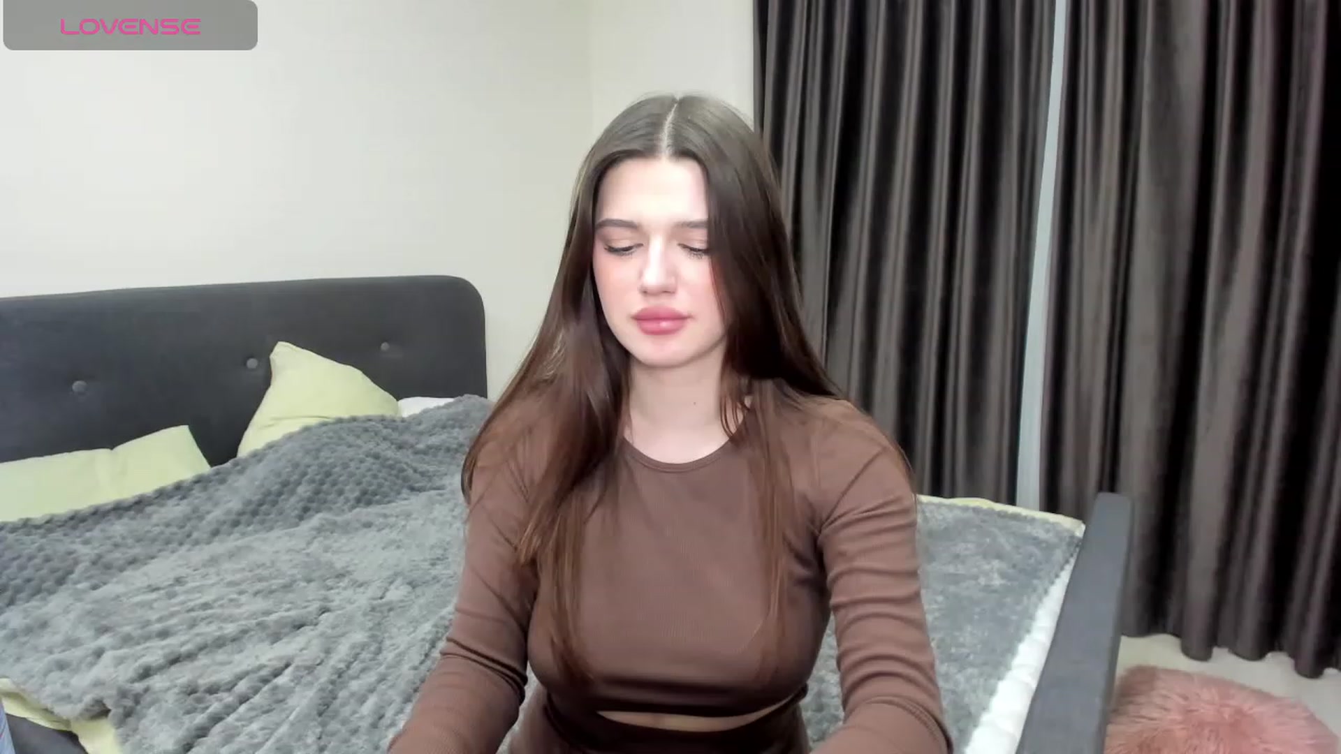 Gallery image thumbnail from LorettaMiller's myfreecams stream on, 12/27/2023, 23:43 image 9 of 20