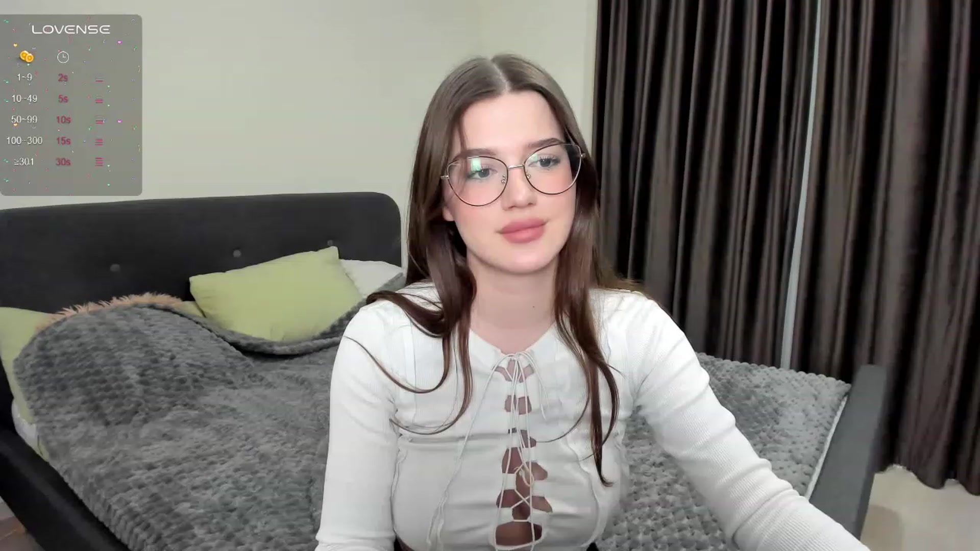 Gallery image thumbnail from LorettaMiller's myfreecams stream on, 12/30/2023, 20:09 image 12 of 20