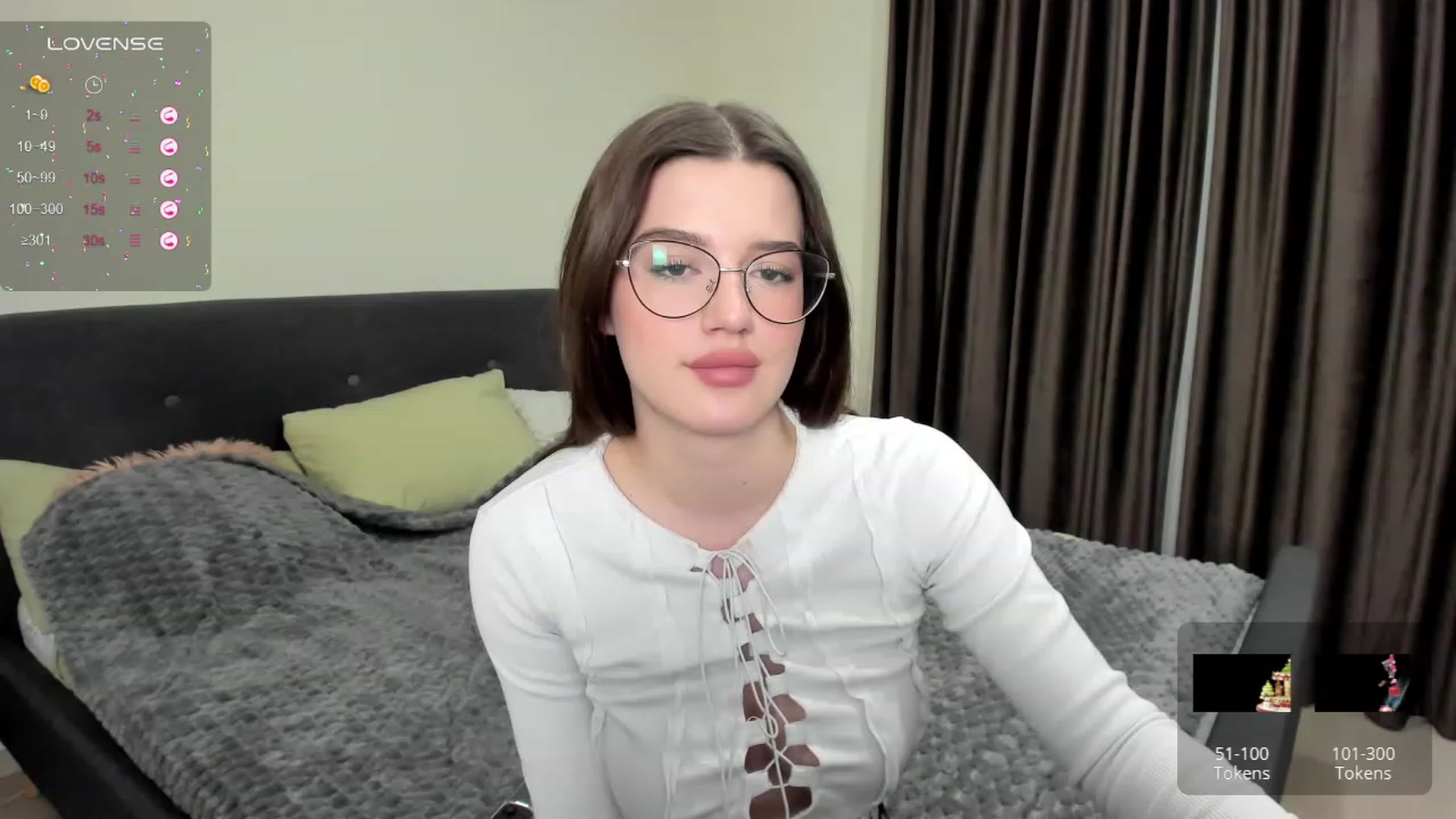 Gallery image thumbnail from LorettaMiller's myfreecams stream on, 12/30/2023, 20:37 image 11 of 20