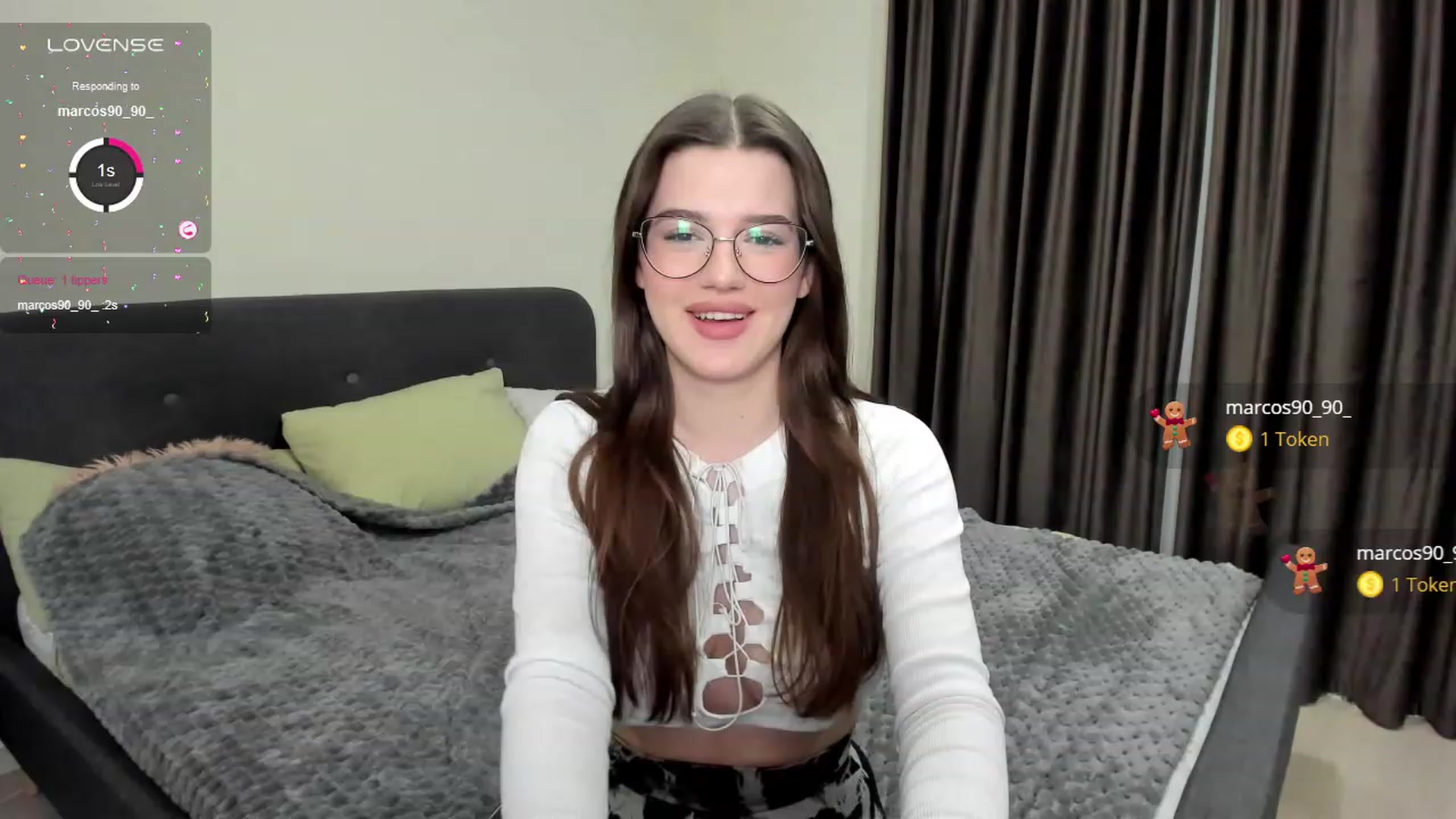 Gallery image thumbnail from LorettaMiller's myfreecams stream on, 12/30/2023, 20:37 image 10 of 20