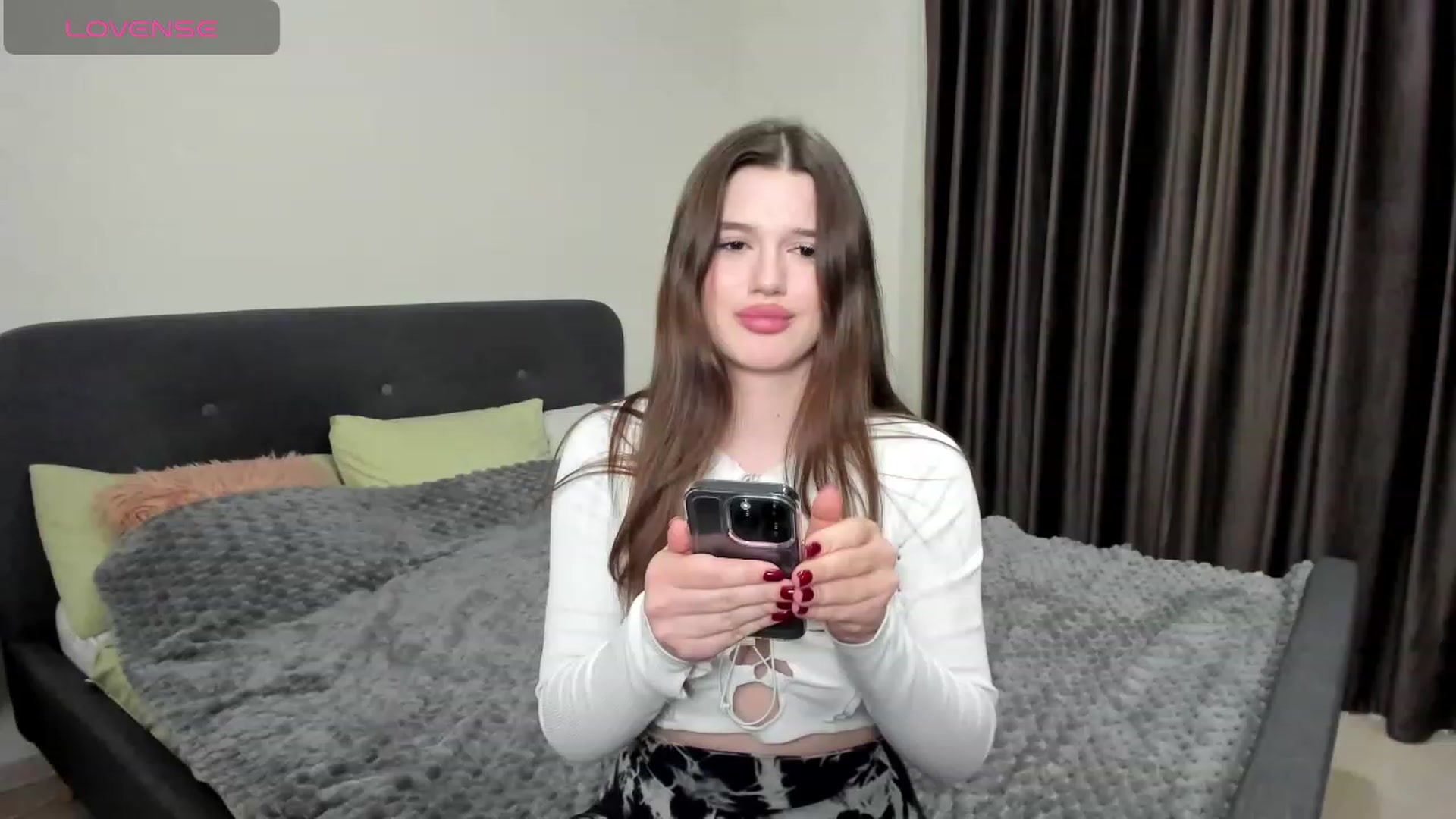 Gallery image thumbnail from LorettaMiller's myfreecams stream on, 01/02/2024, 23:17 image 11 of 20