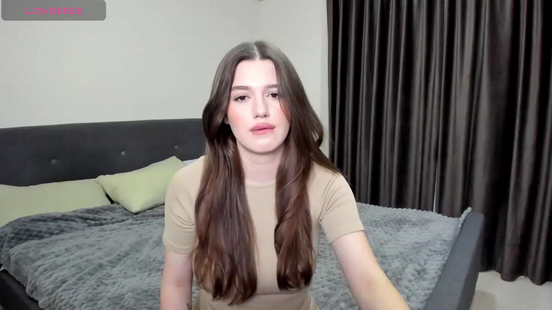 Gallery image thumbnail from LorettaMiller's myfreecams stream on, 01/04/2024, 15:51 image 2 of 20
