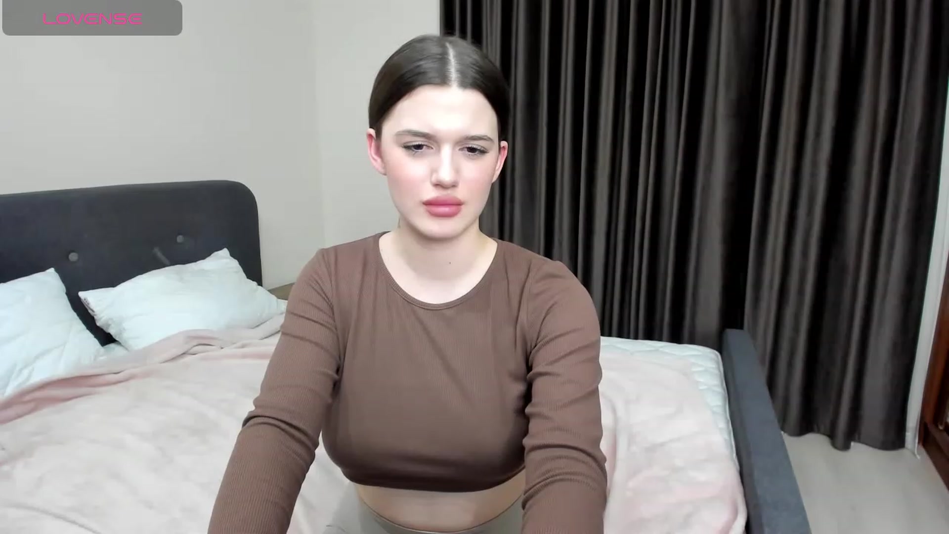 Gallery image thumbnail from LorettaMiller's myfreecams stream on, 01/25/2024, 17:37 image 20 of 20