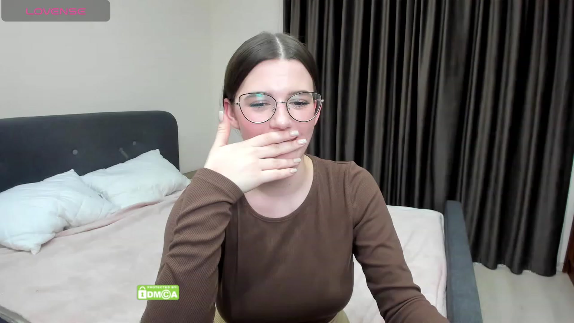 Gallery image thumbnail from LorettaMiller's myfreecams stream on, 01/29/2024, 18:50 image 12 of 20
