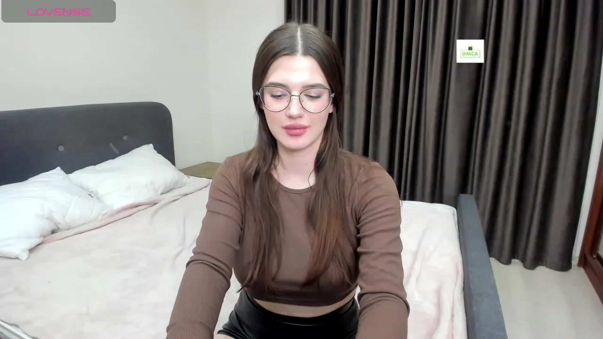 Gallery image thumbnail from LorettaMiller's myfreecams stream on, 01/29/2024, 21:28 image 13 of 20