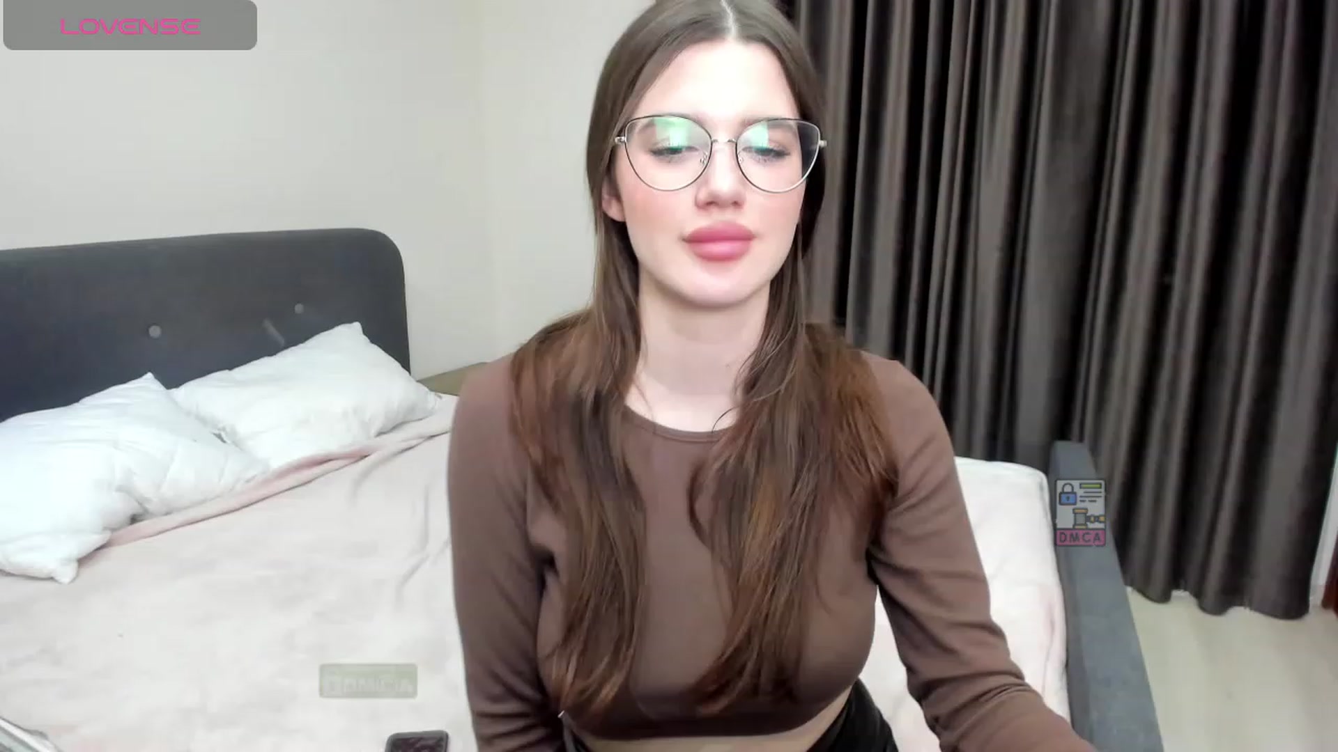 Gallery image thumbnail from LorettaMiller's myfreecams stream on, 01/29/2024, 21:28 image 17 of 20