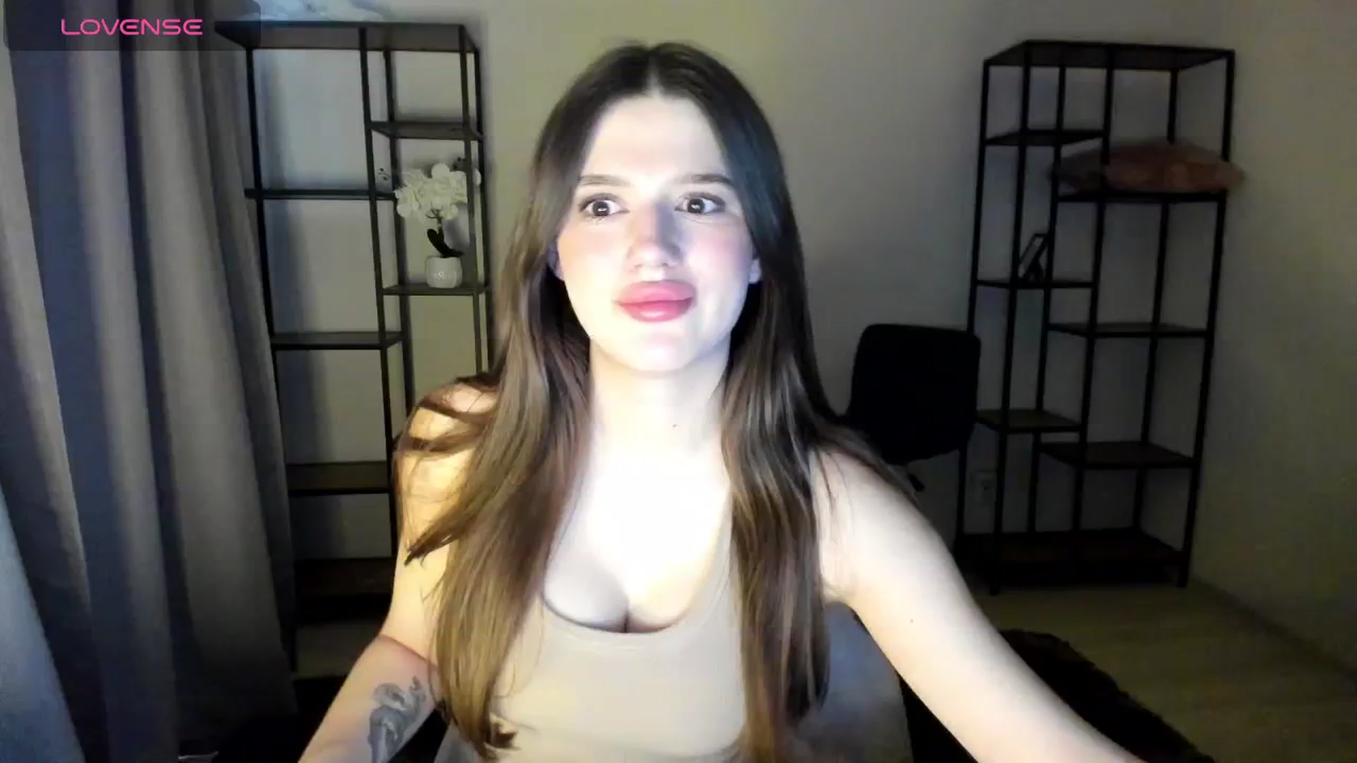Gallery image thumbnail from LorettaMiller's myfreecams stream on, 02/22/2024, 16:19 image 2 of 20