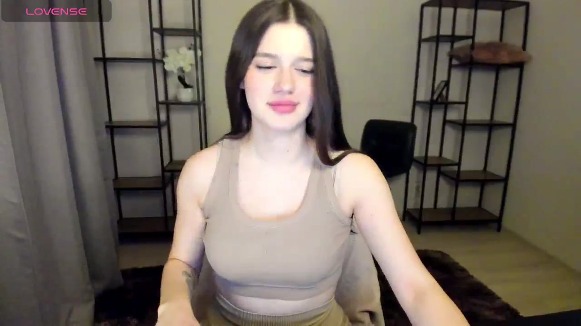 Gallery image thumbnail from LorettaMiller's myfreecams stream on, 02/22/2024, 17:57 image 17 of 20