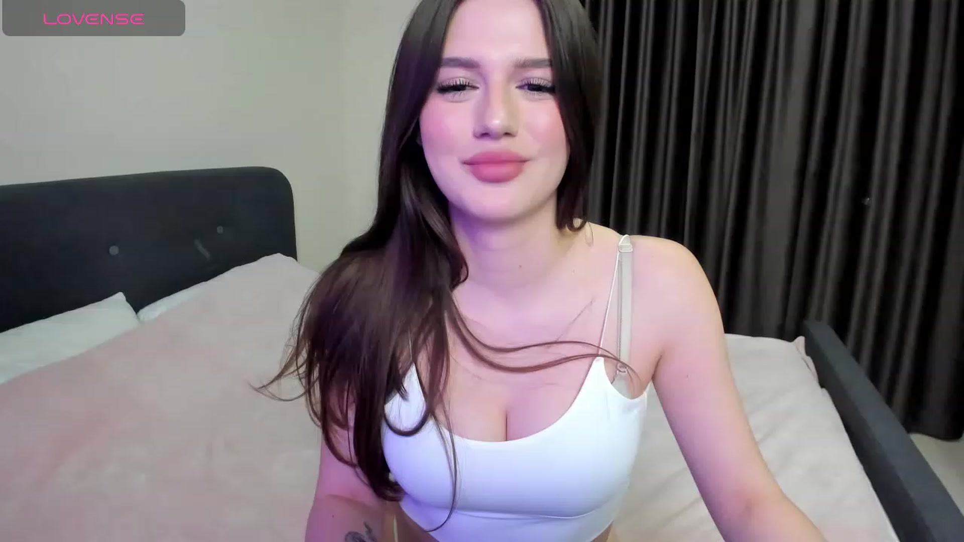 Gallery image thumbnail from LorettaMiller's myfreecams stream on, 02/23/2024, 17:23 image 20 of 20