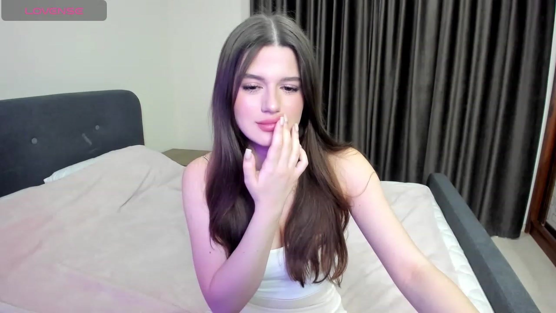 Gallery image thumbnail from LorettaMiller's myfreecams stream on, 02/24/2024, 15:54 image 7 of 20