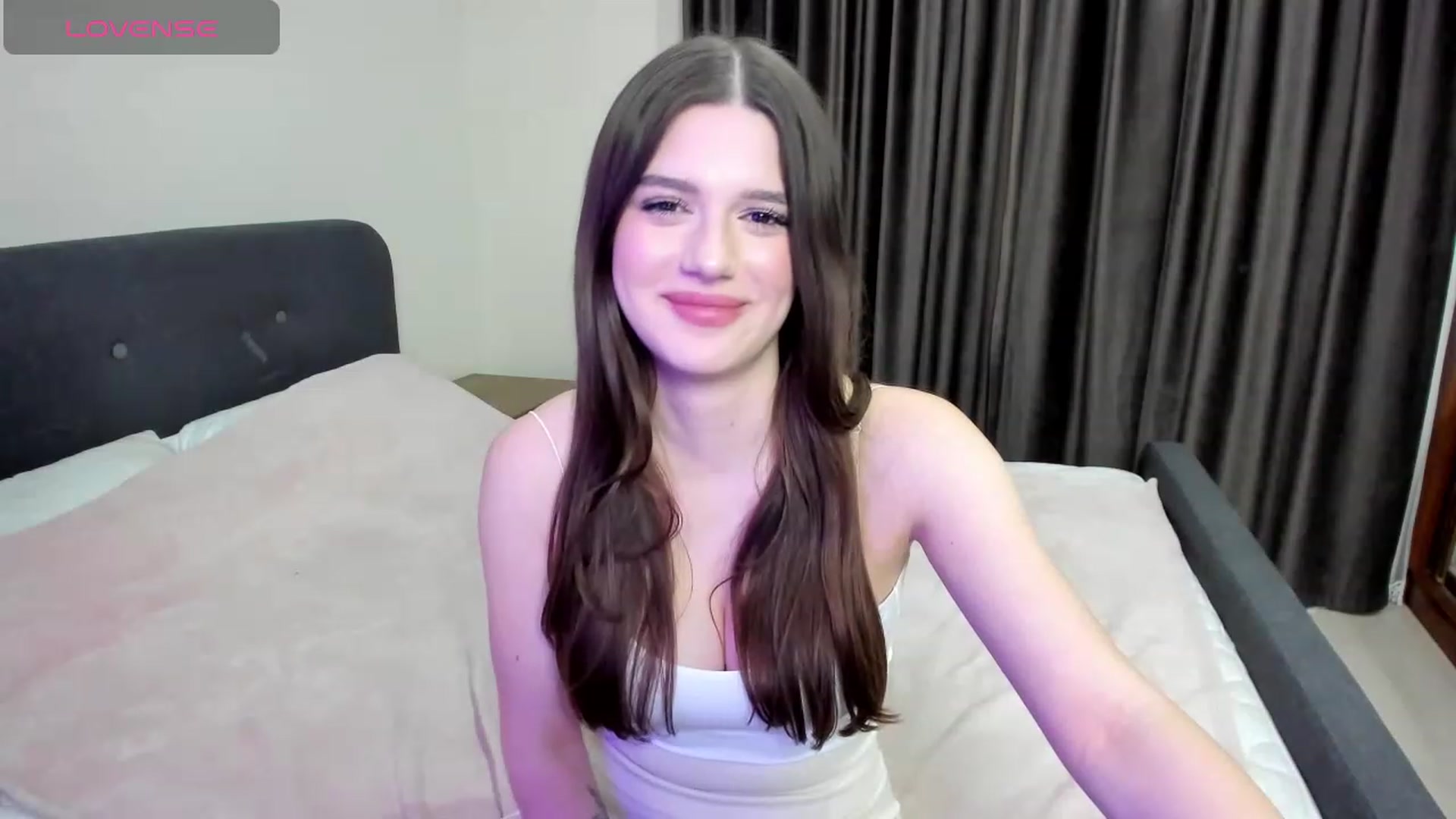 Gallery image thumbnail from LorettaMiller's myfreecams stream on, 02/25/2024, 17:21 image 11 of 20