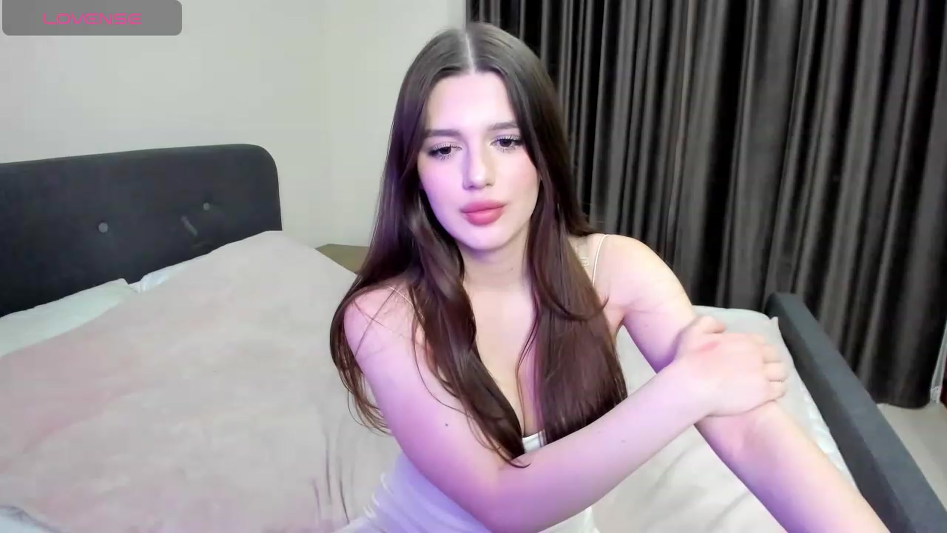 Gallery image thumbnail from LorettaMiller's myfreecams stream on, 02/25/2024, 17:21 image 16 of 20
